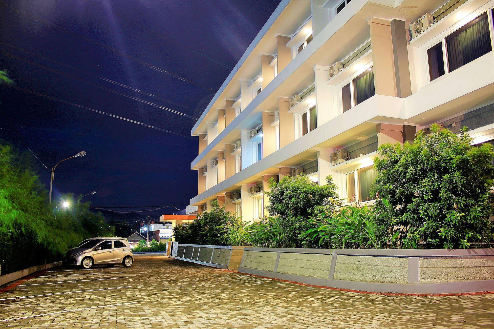 Citrus House by ZEN Rooms