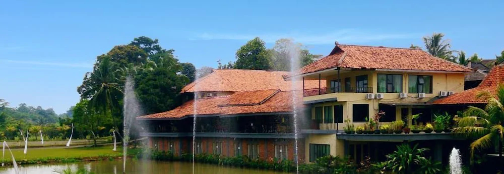 Desa Gumati Hotel