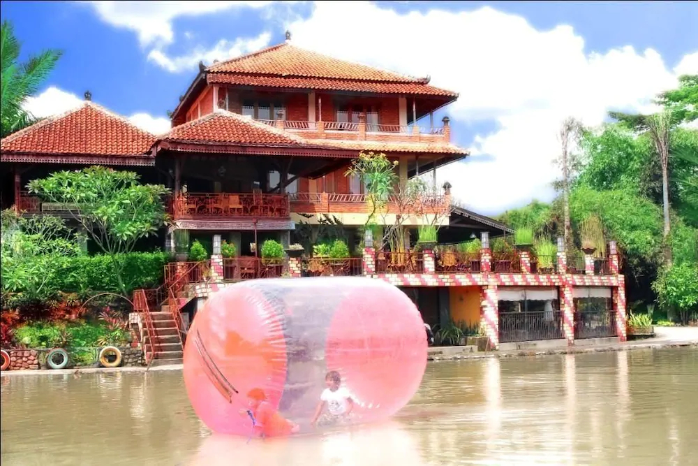 Desa Gumati Hotel