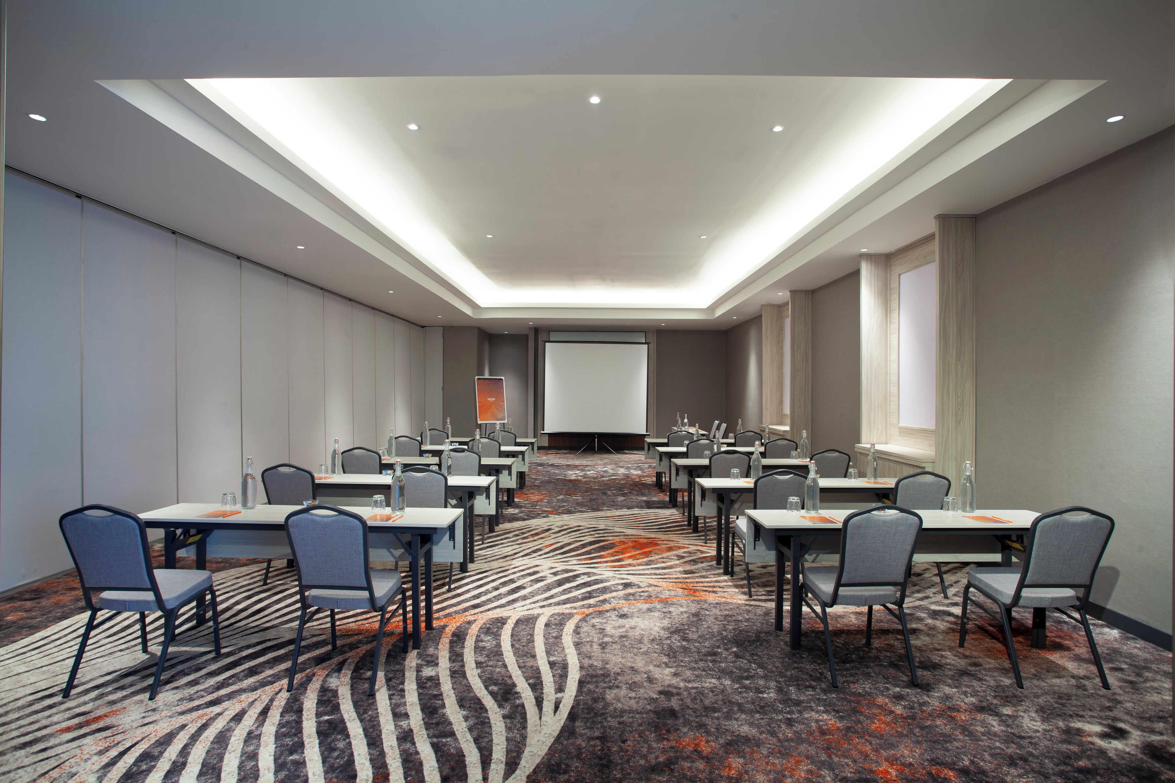 Harris Hotel & Convention Cibinong City Mall  Bogor