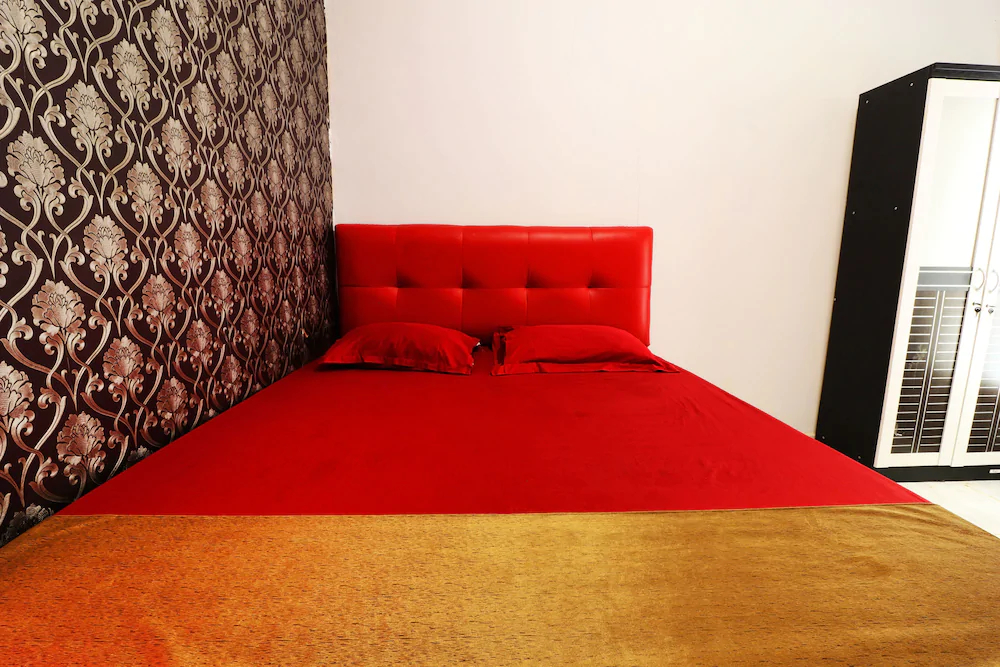 Ombey Guest House