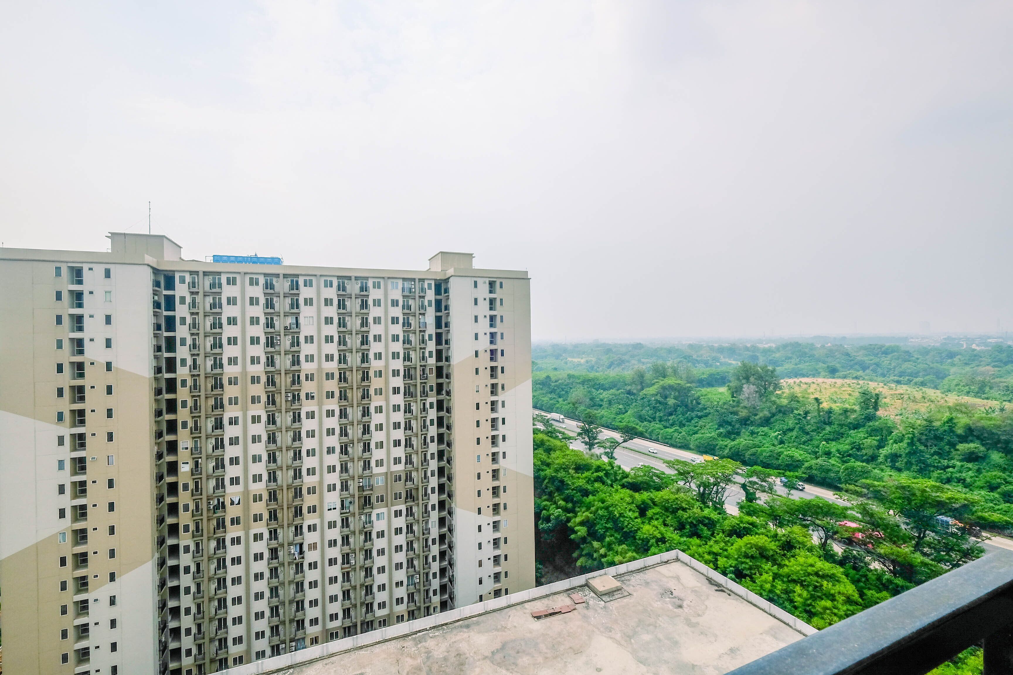 Podomoro Golf View Apartment By Travelio