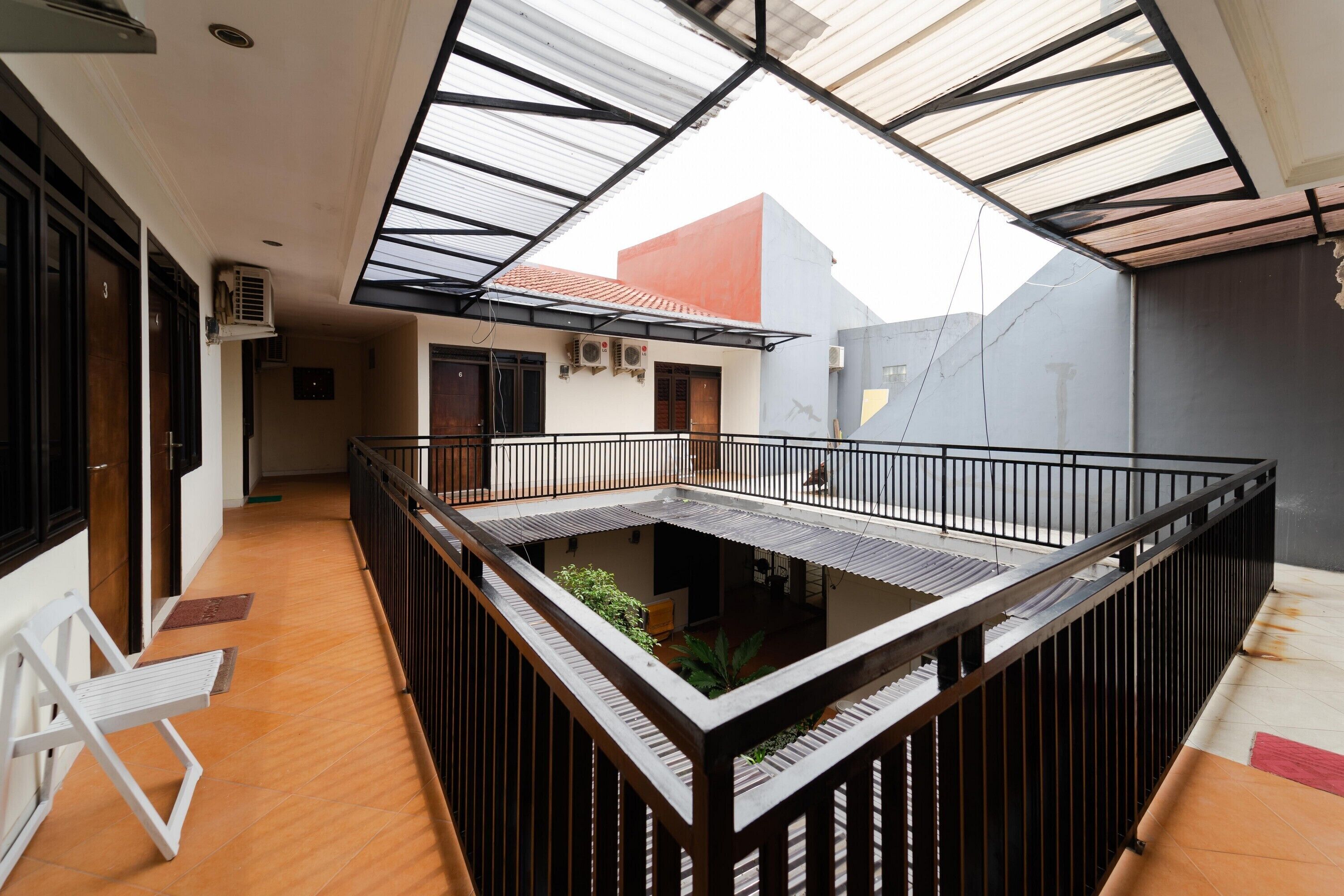 Poetri Guest House Syariah by RedDoorz