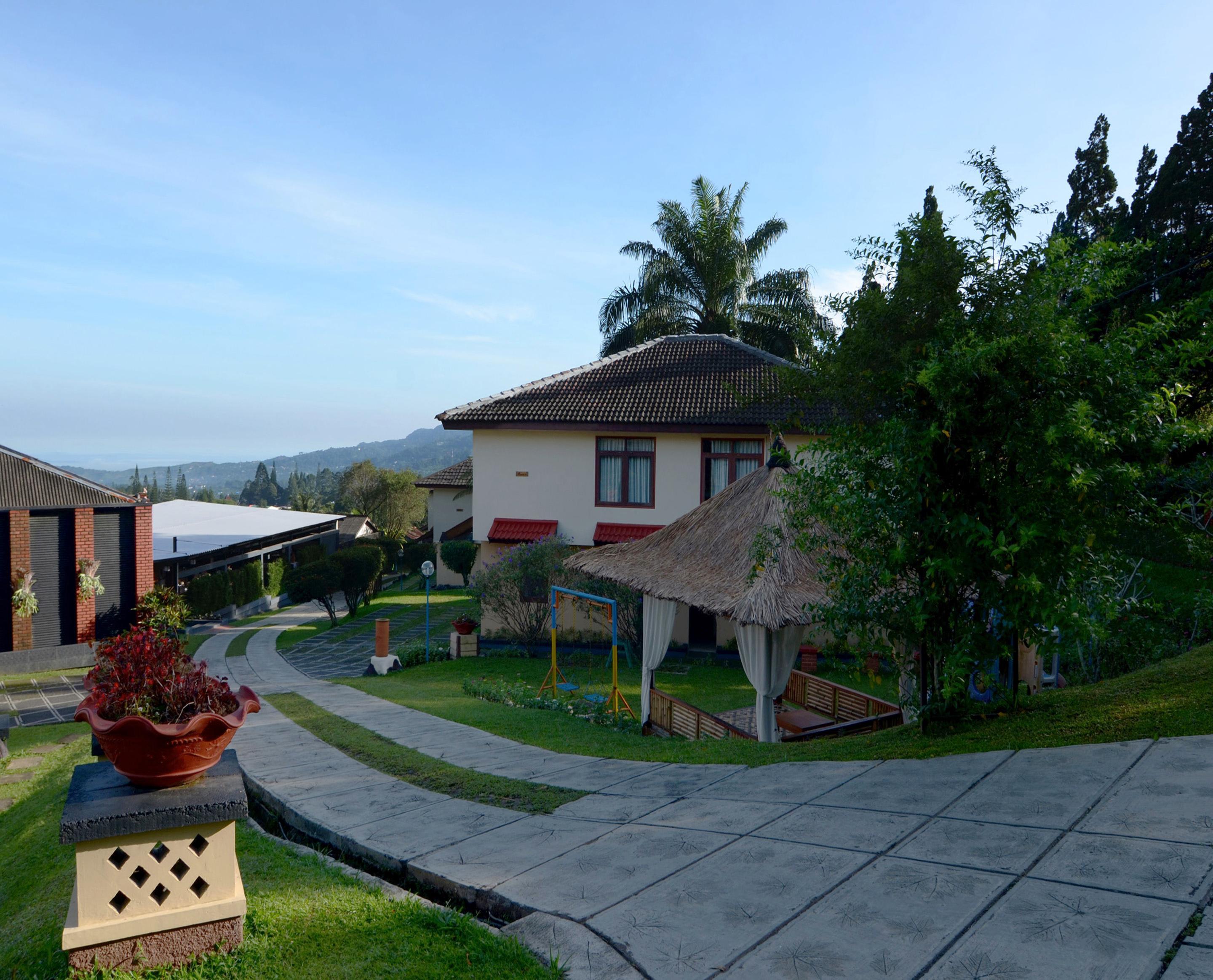 The Jayakarta Inn And Villas Cisarua, Mountain Resort And Spa