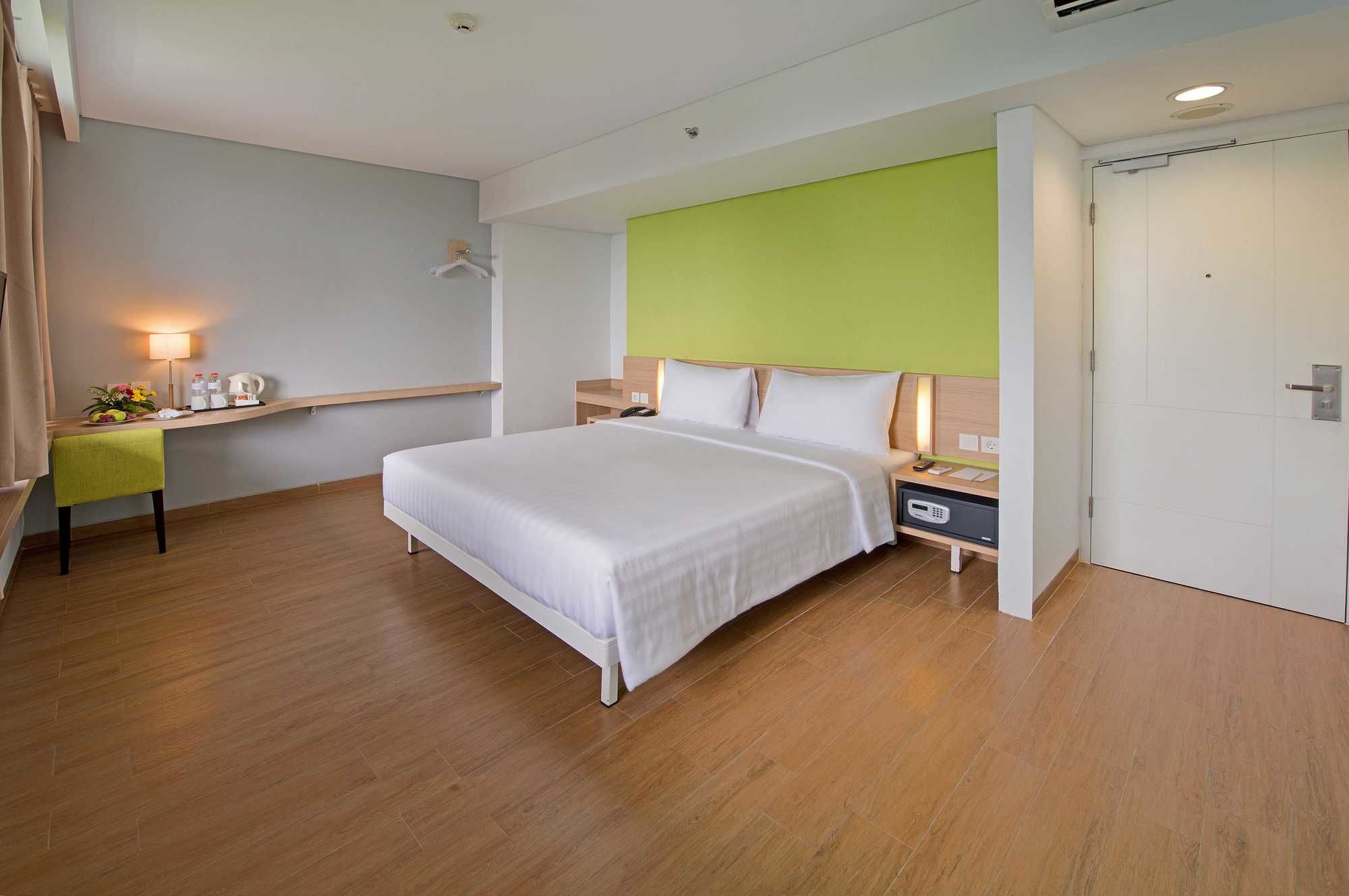 Whiz Prime Pajajaran Bogor