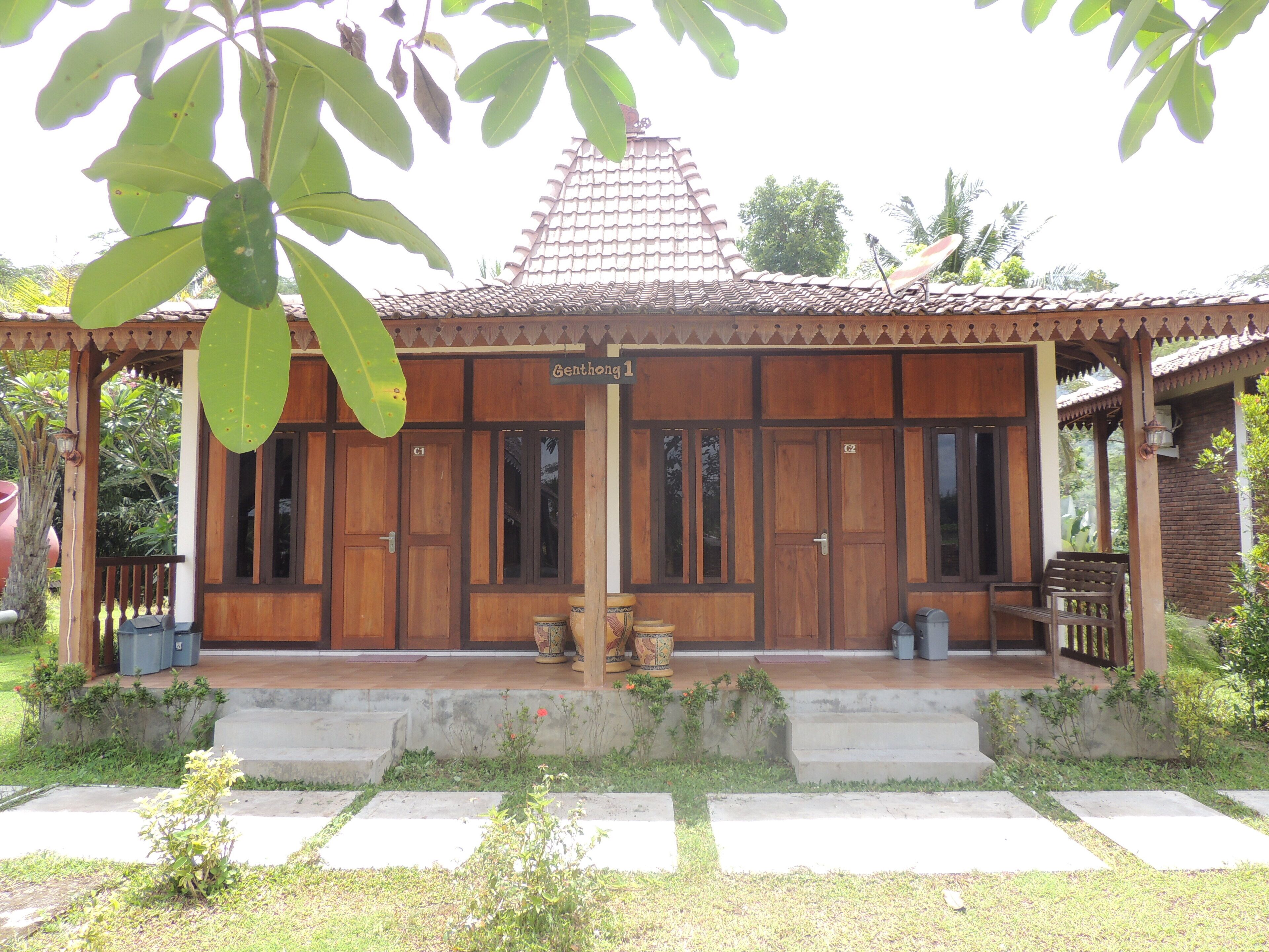 Balkondes Karanganyar