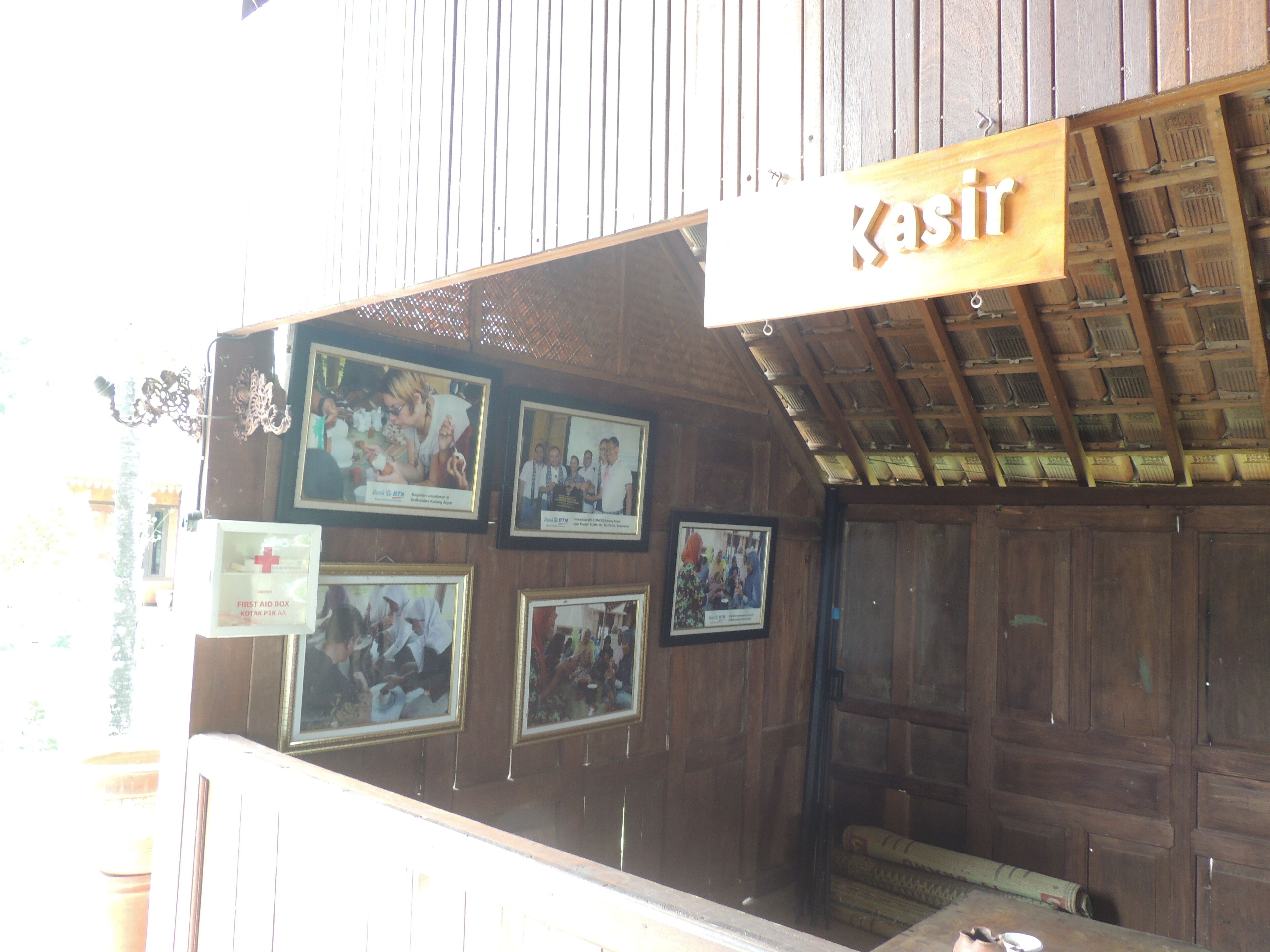 Balkondes Karanganyar