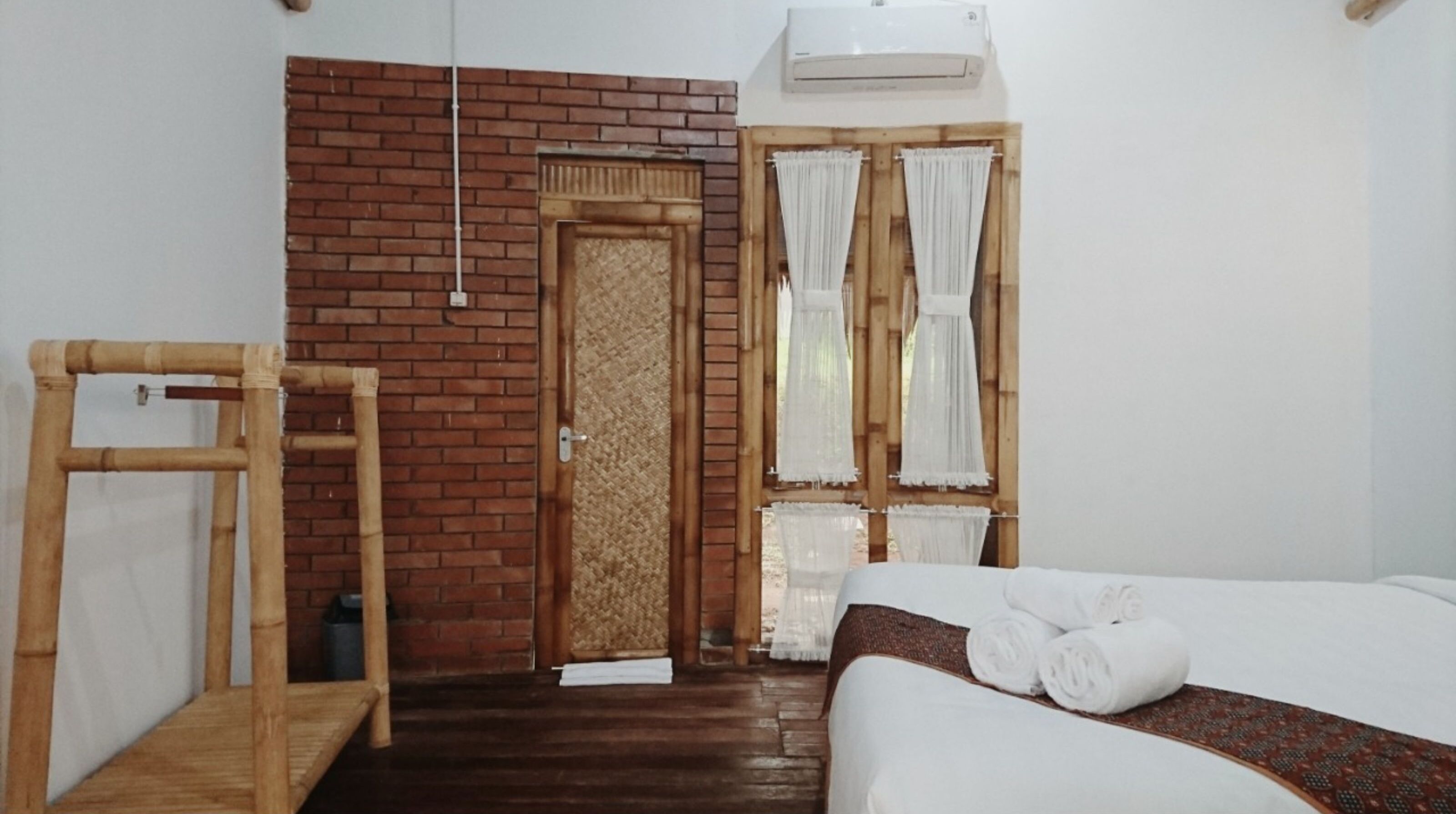 Balkondes Kembanglimus