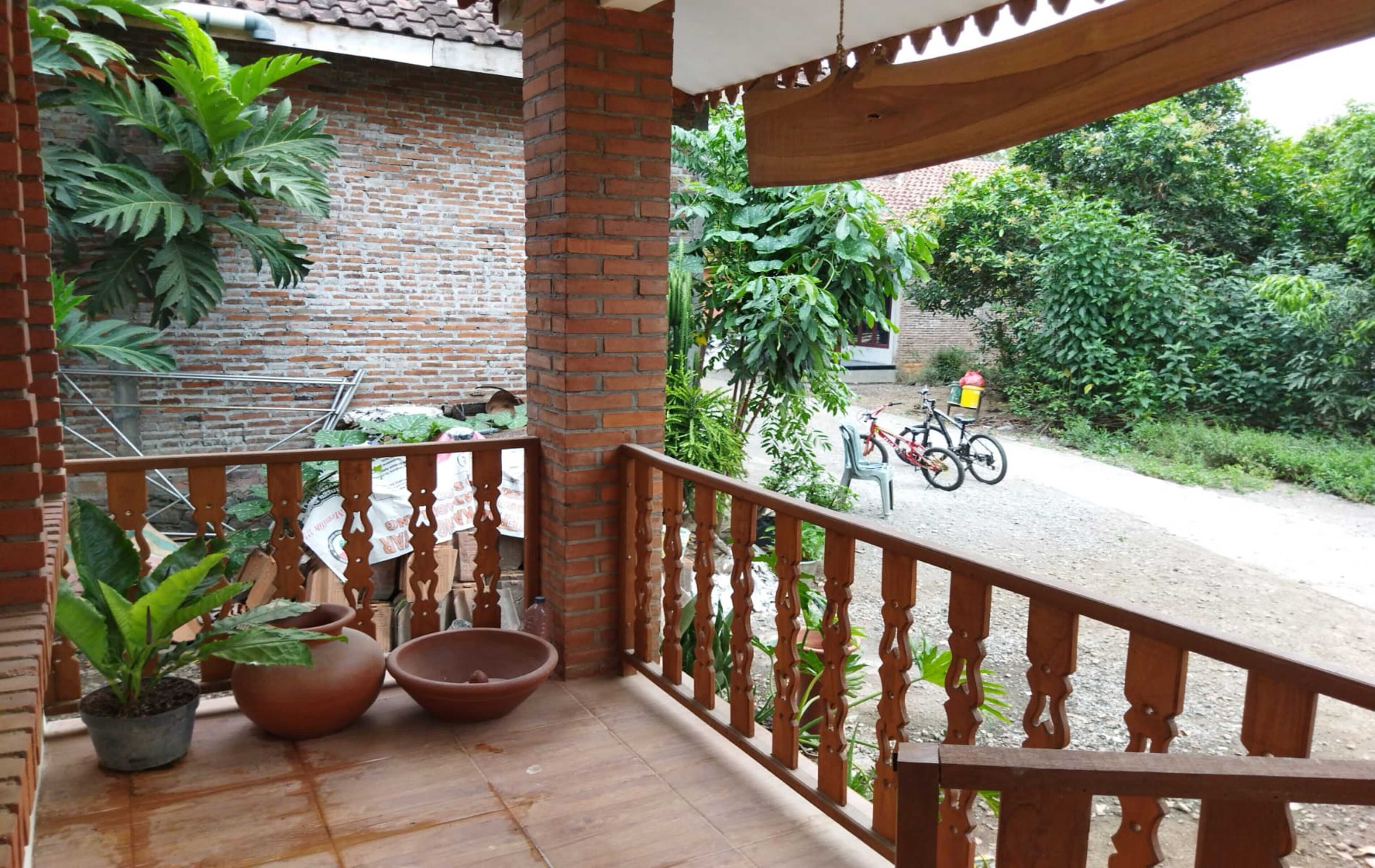 Borobudur Kampung Homestay - M Maslah
