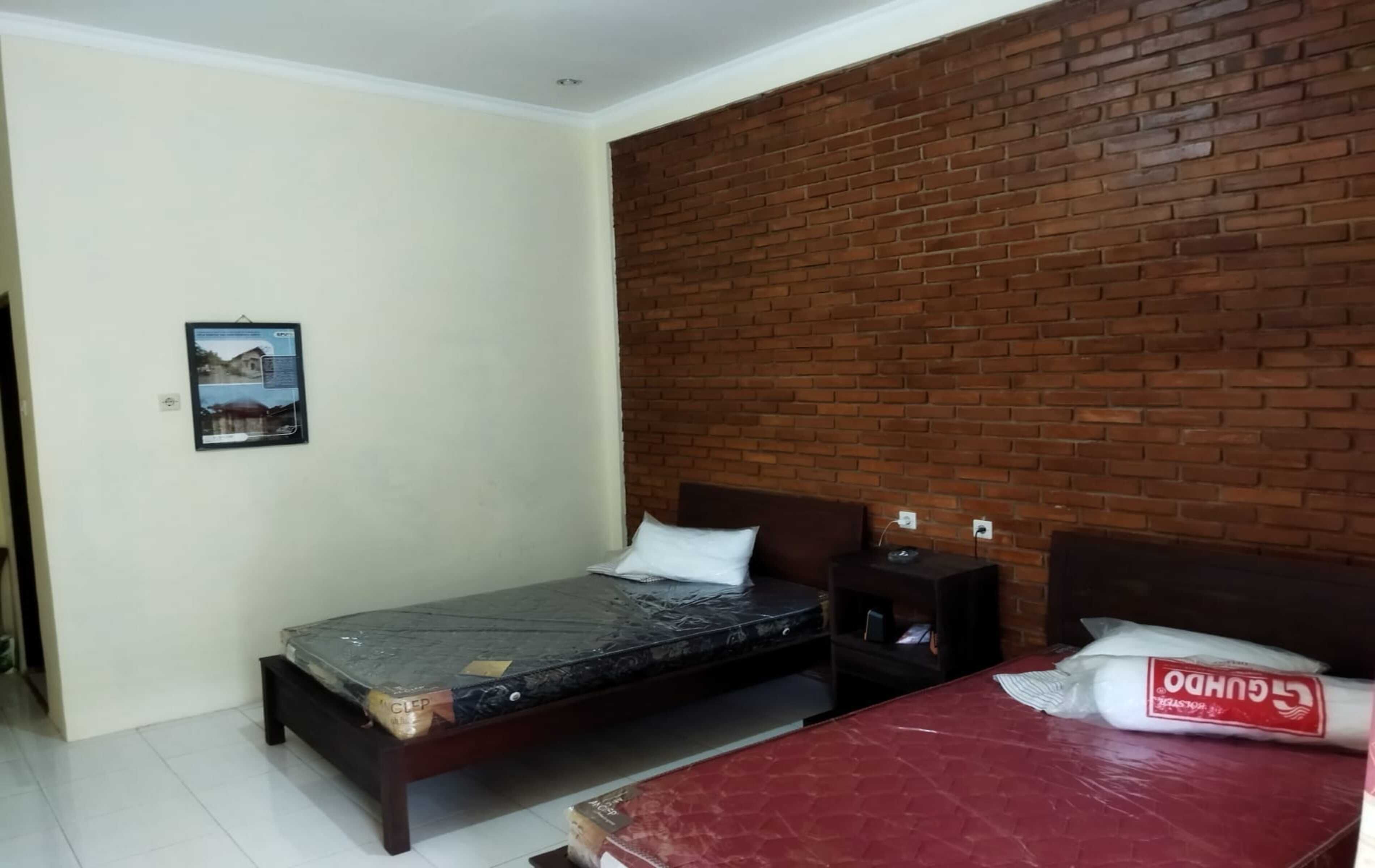 Borobudur Kampung Homestay - M Maslah