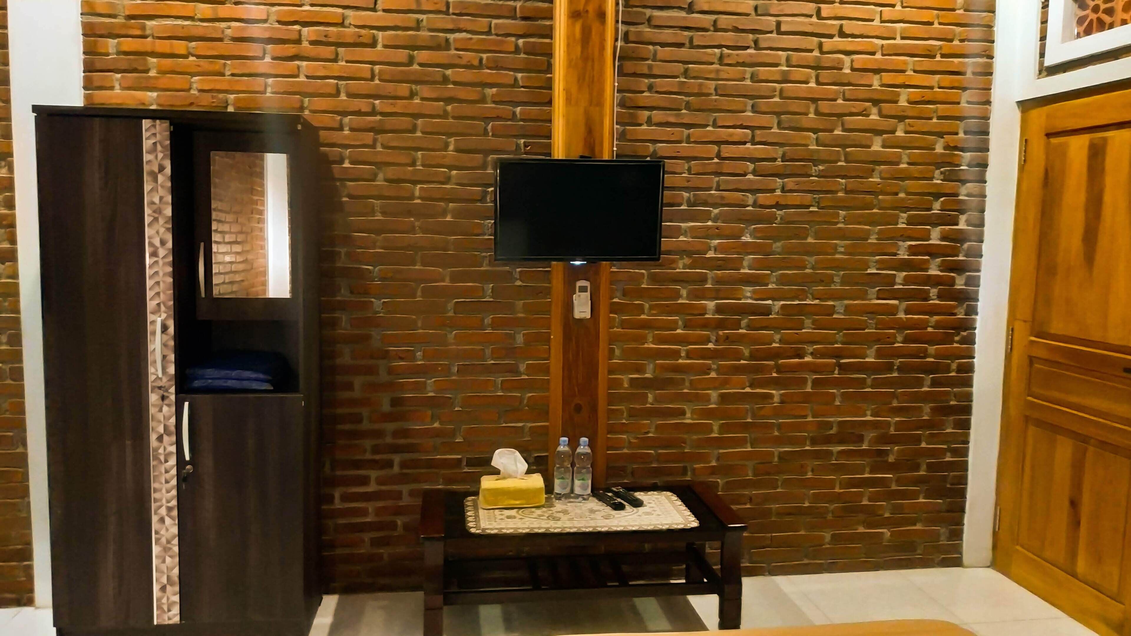 Genthong Homestay