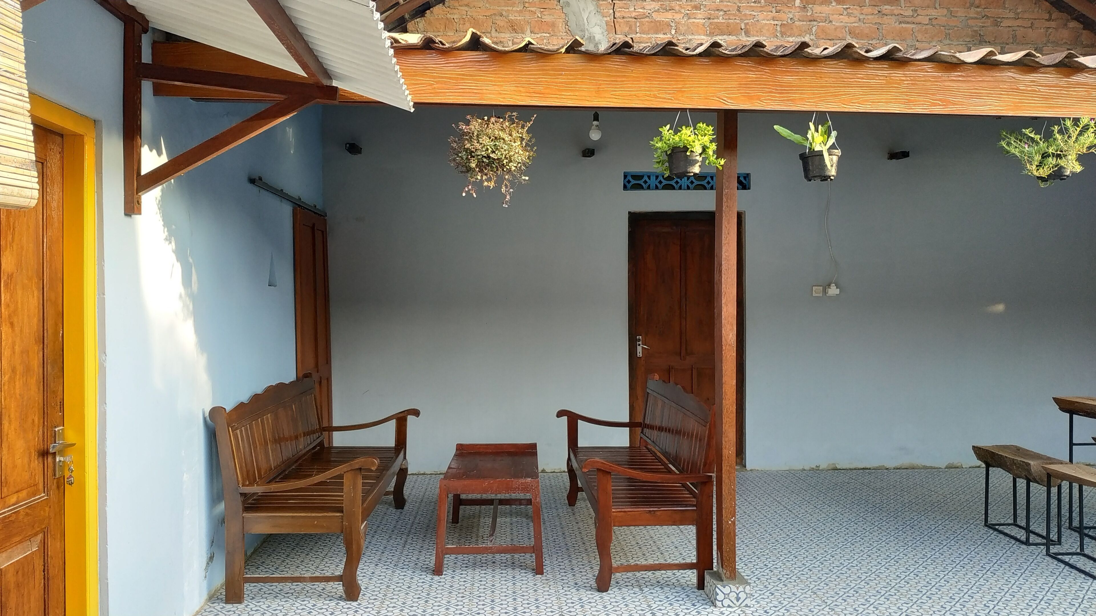 Genthong Homestay