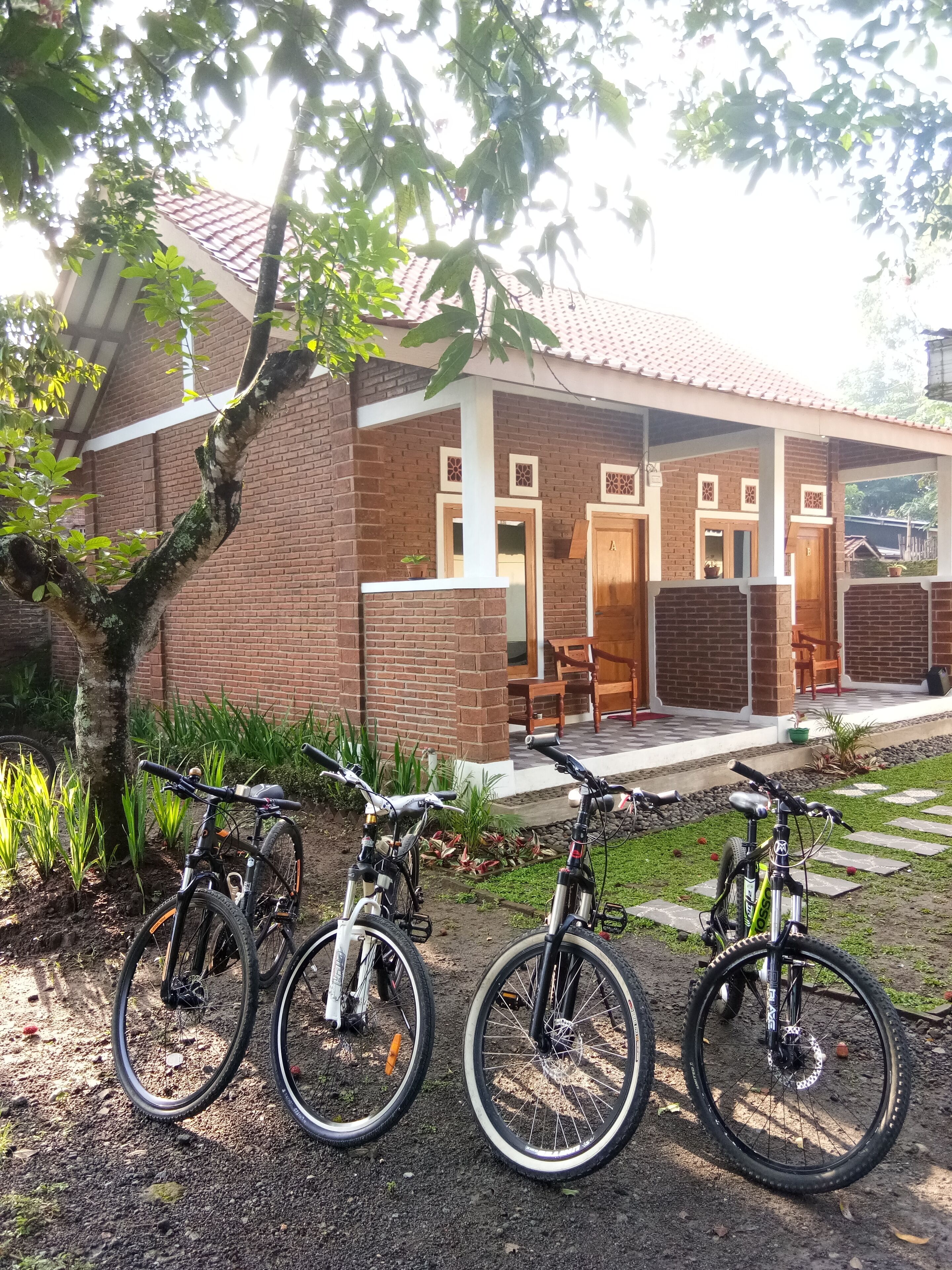 Genthong Homestay