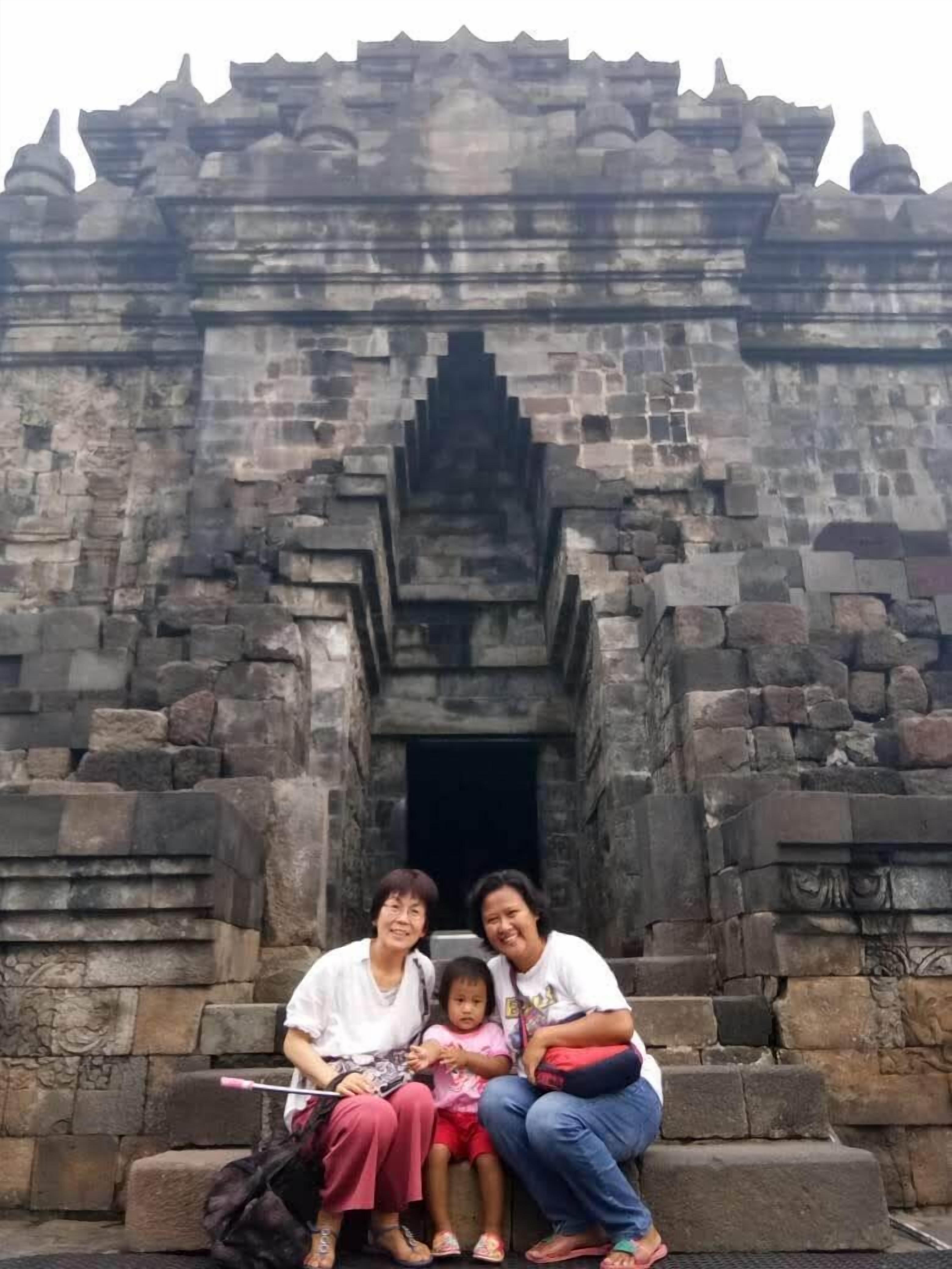 Genthong Homestay