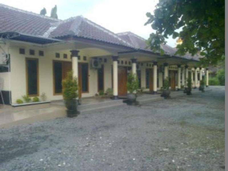 Hotel Milik Kita