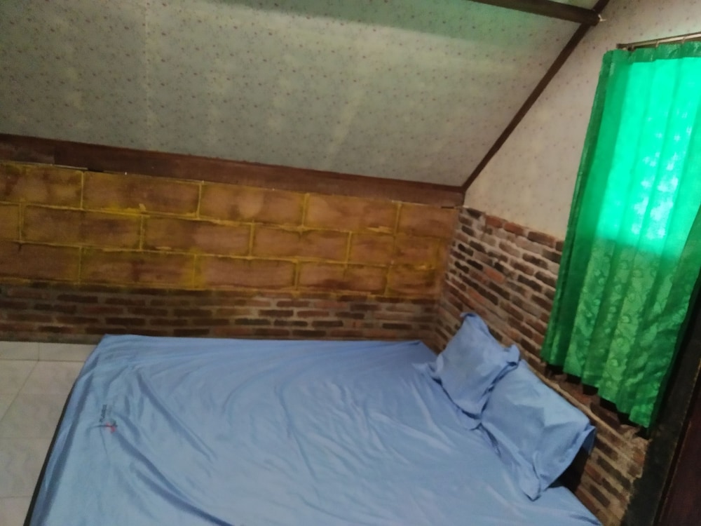 Kus Homestay