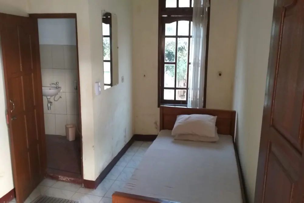 Hotel Lotus Guesthouse