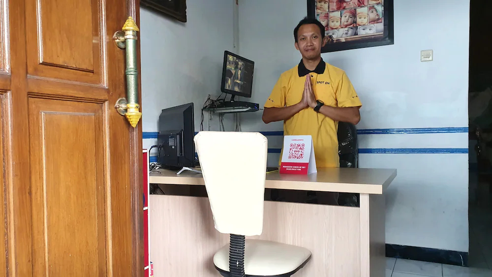 RedDoorz Syariah At Jl Pangeran Hidayatullah Cianjur