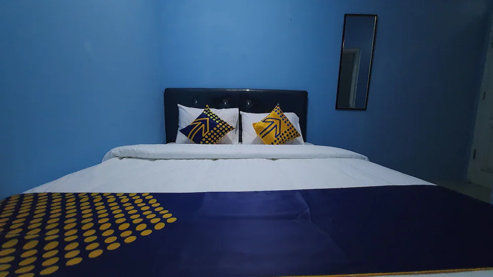 RedDoorz Syariah At Jl Pangeran Hidayatullah Cianjur