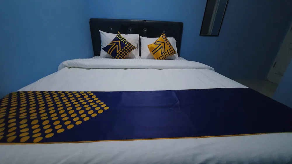 RedDoorz Syariah At Jl Pangeran Hidayatullah Cianjur