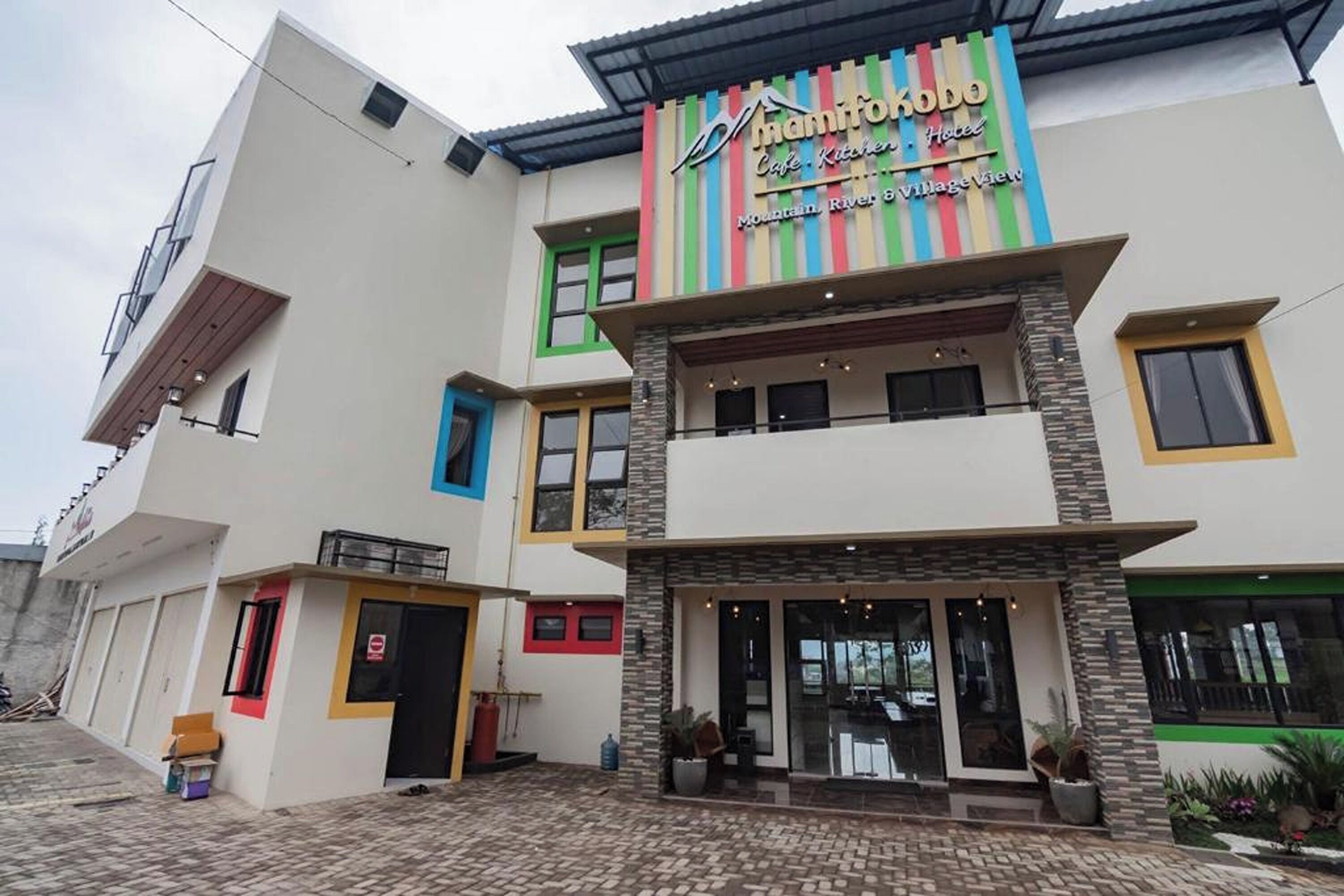 Mamifokobo Hotel & Glamping