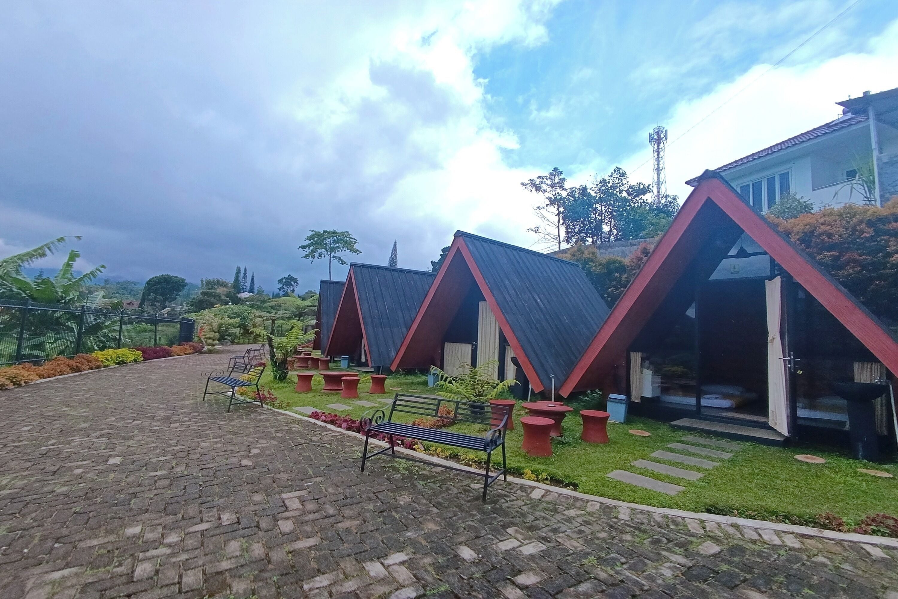 Mamifokobo Hotel & Glamping