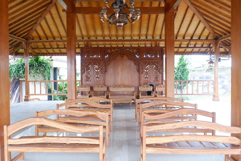 Pendopo Tumaritis by OYO Rooms