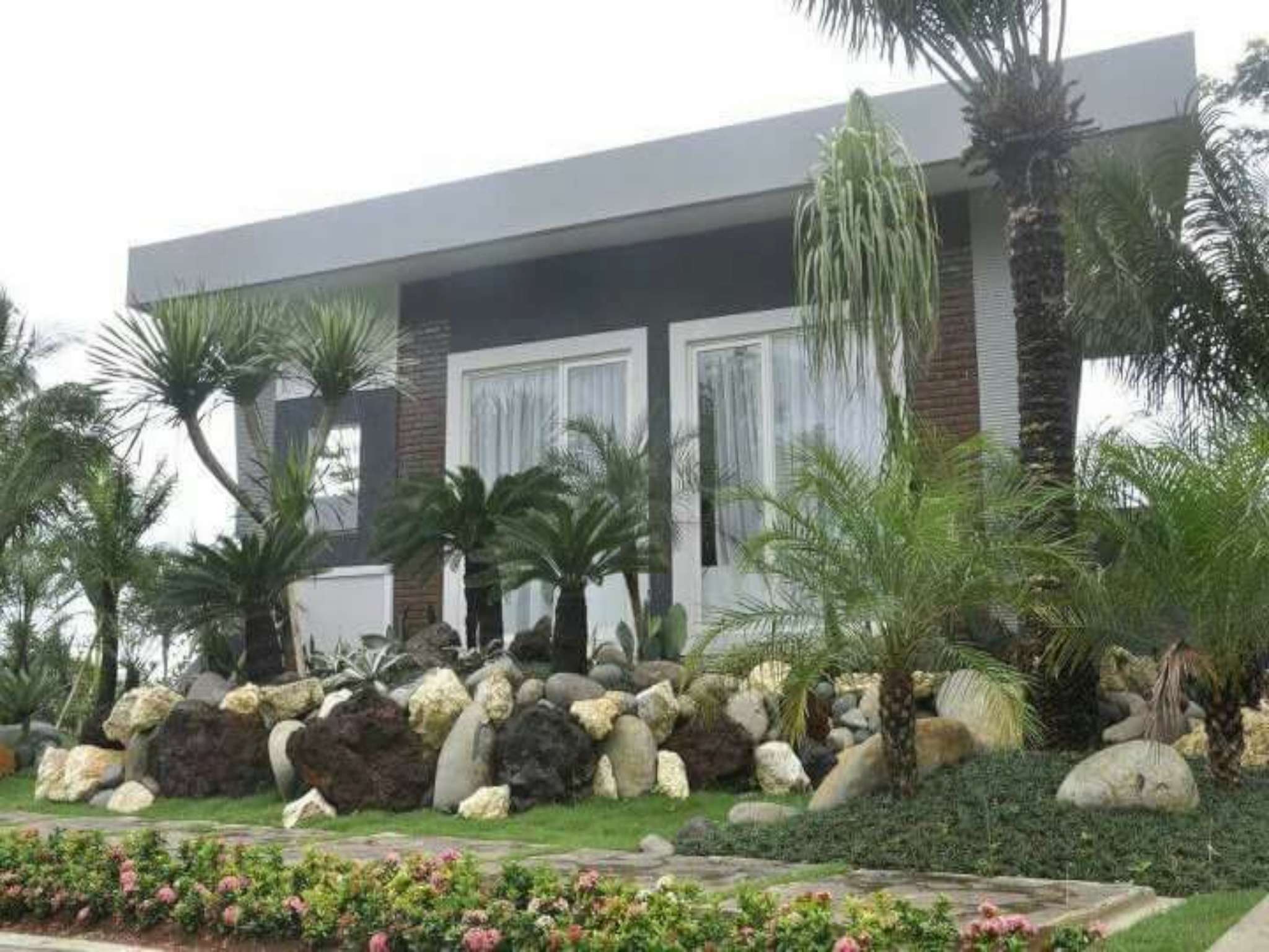 The Jhon'S Cianjur Aquatic Resort