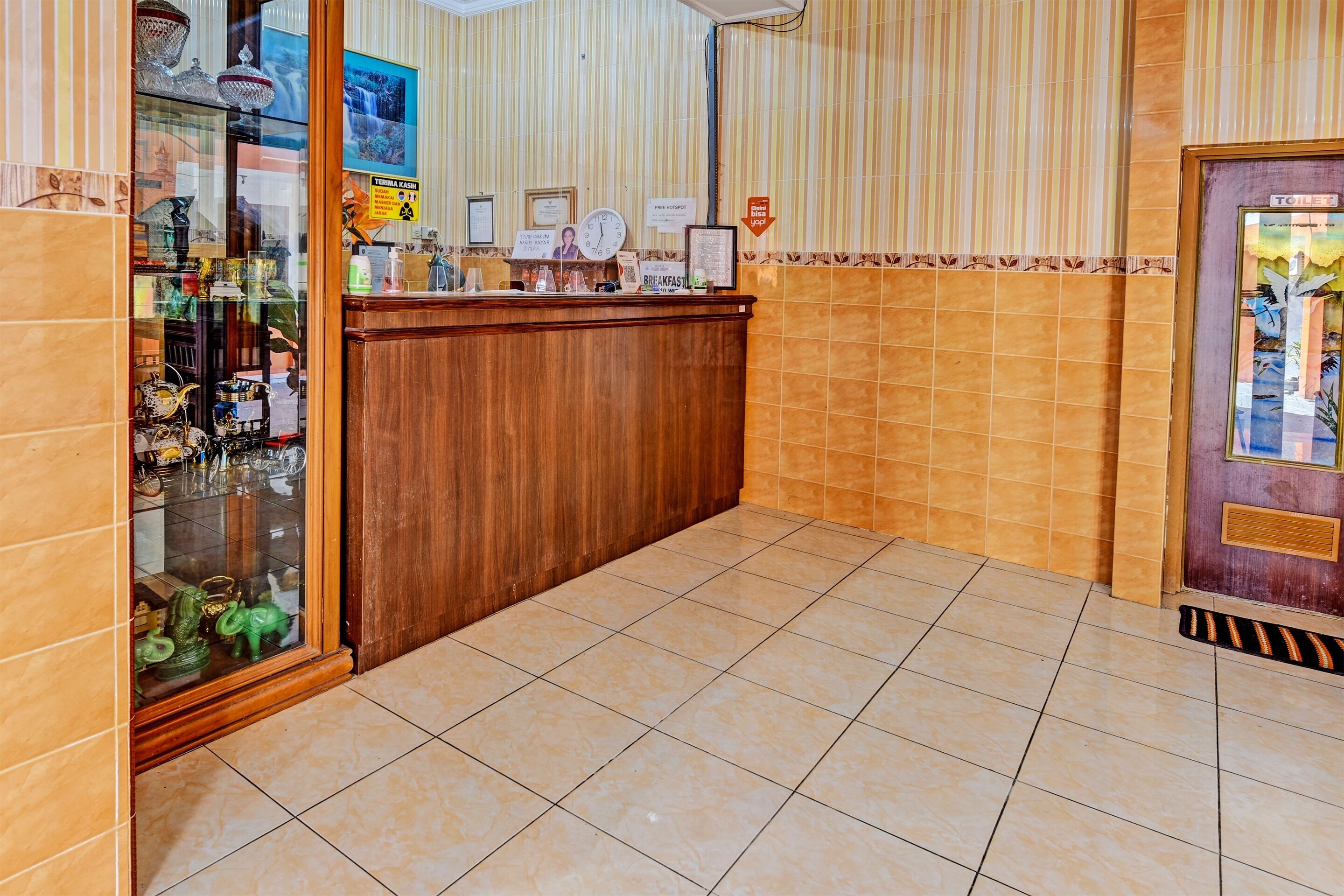 Collection O 91489 Hotel Tanjung Permata