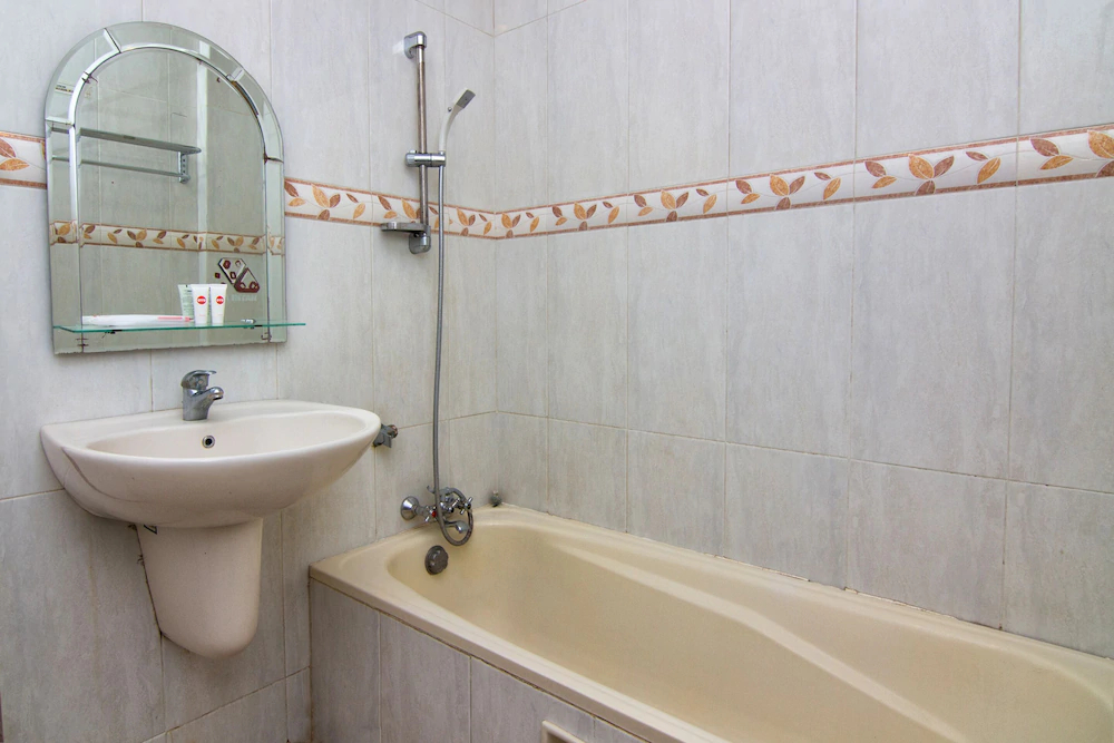 Hotel 3 Intan by OYO Rooms