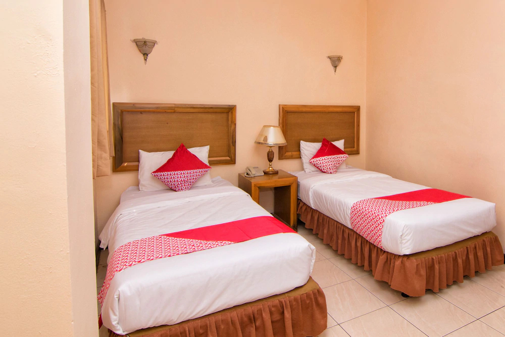 Hotel 3 Intan by OYO Rooms