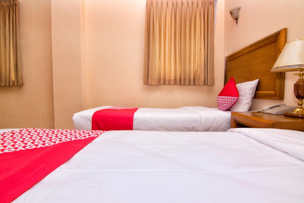 Hotel 3 Intan by OYO Rooms