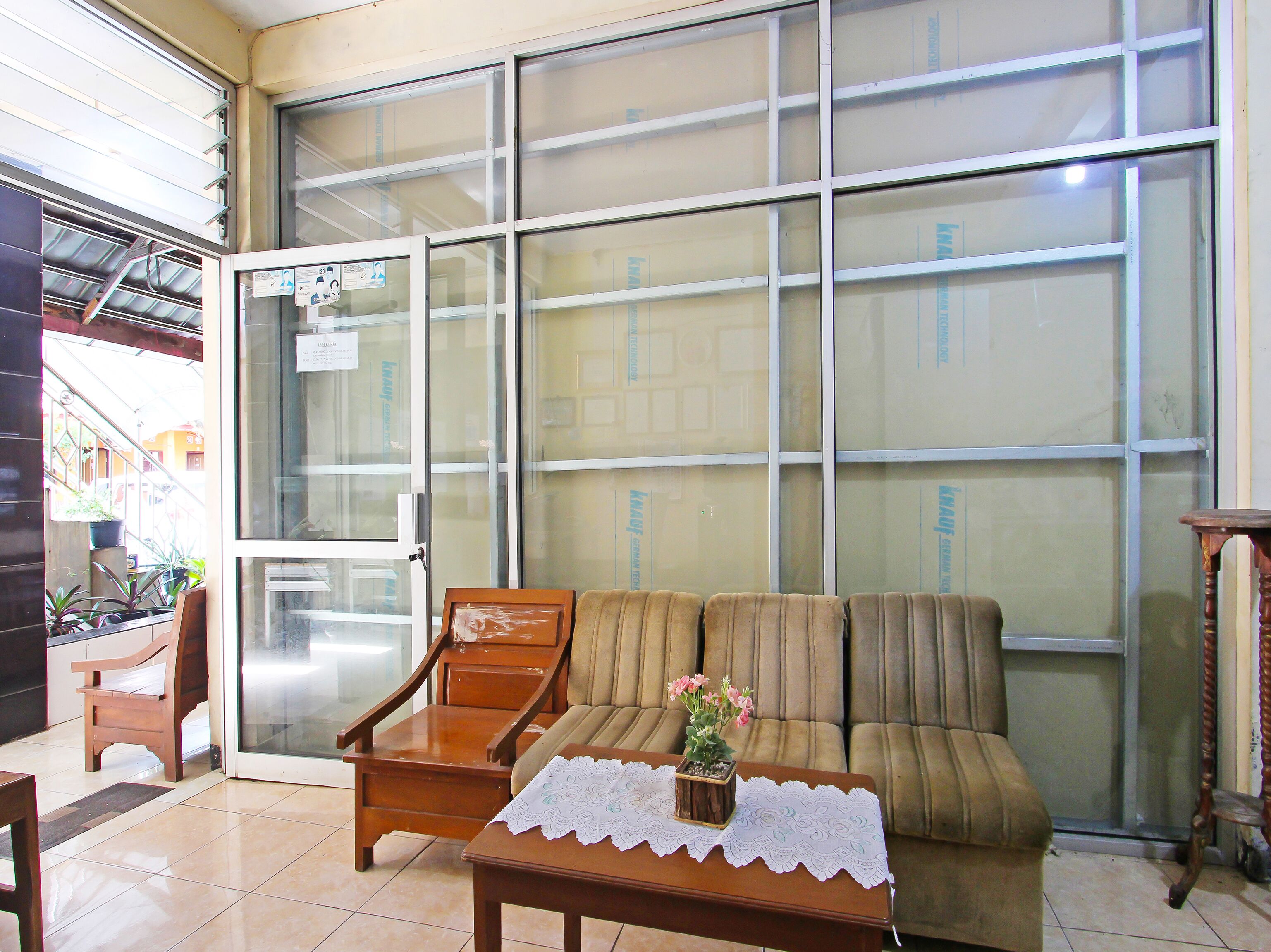 Spot On Hotel Meilias