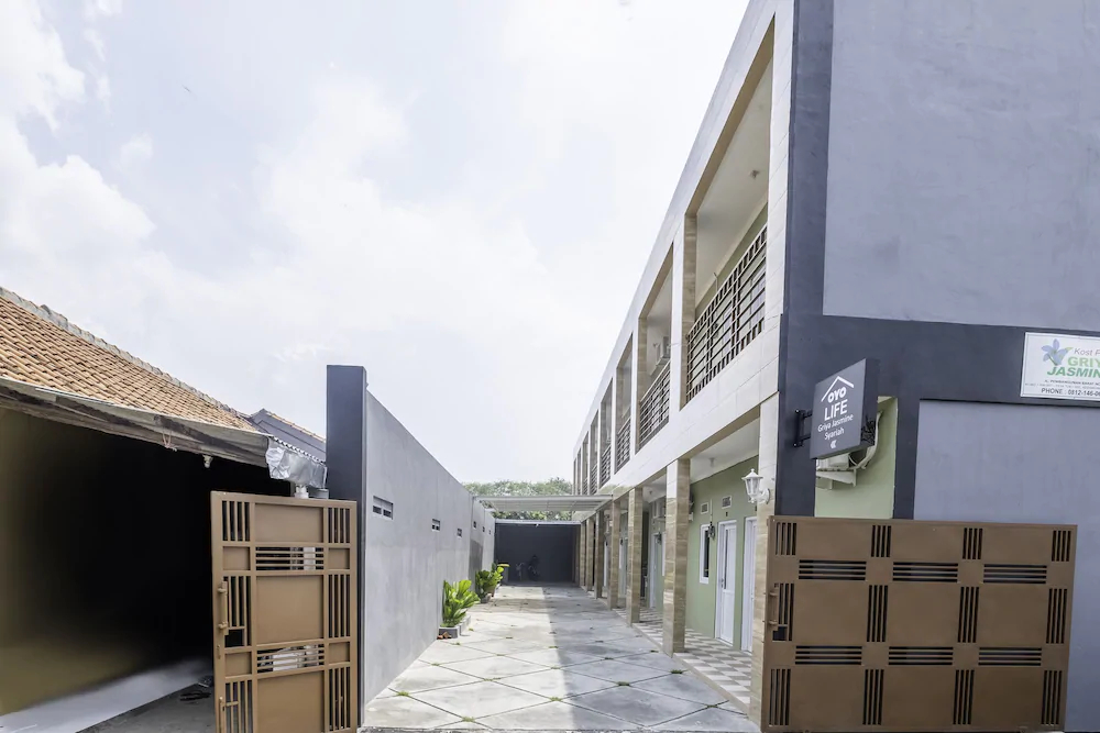 Griya Jasmine Syariah by OYO Rooms