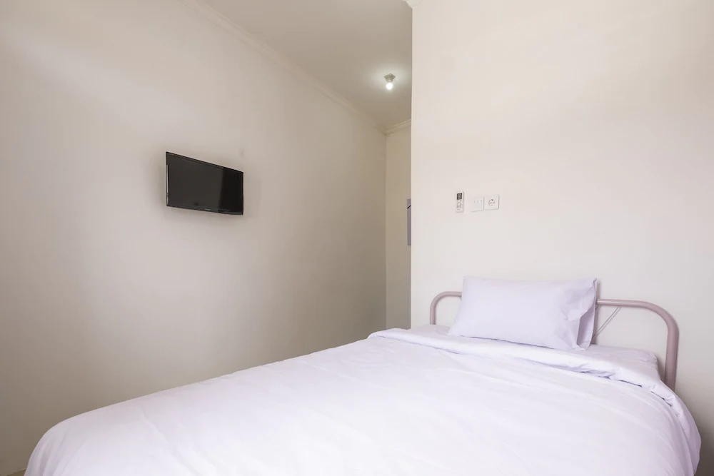 Griya Jasmine Syariah by OYO Rooms