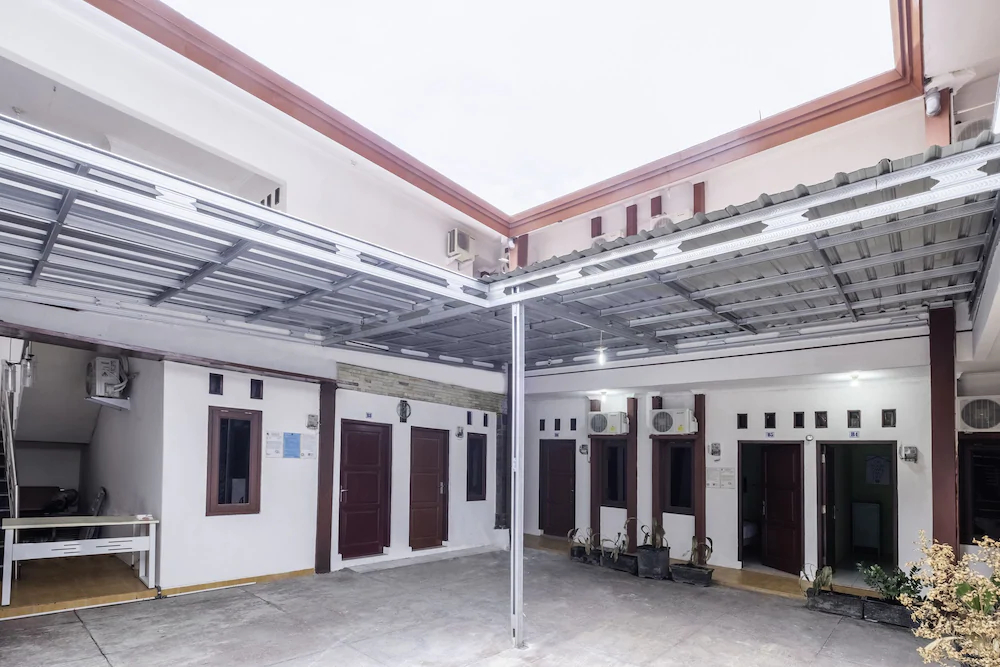 Homestay Anyelir Syariah by OYO Rooms