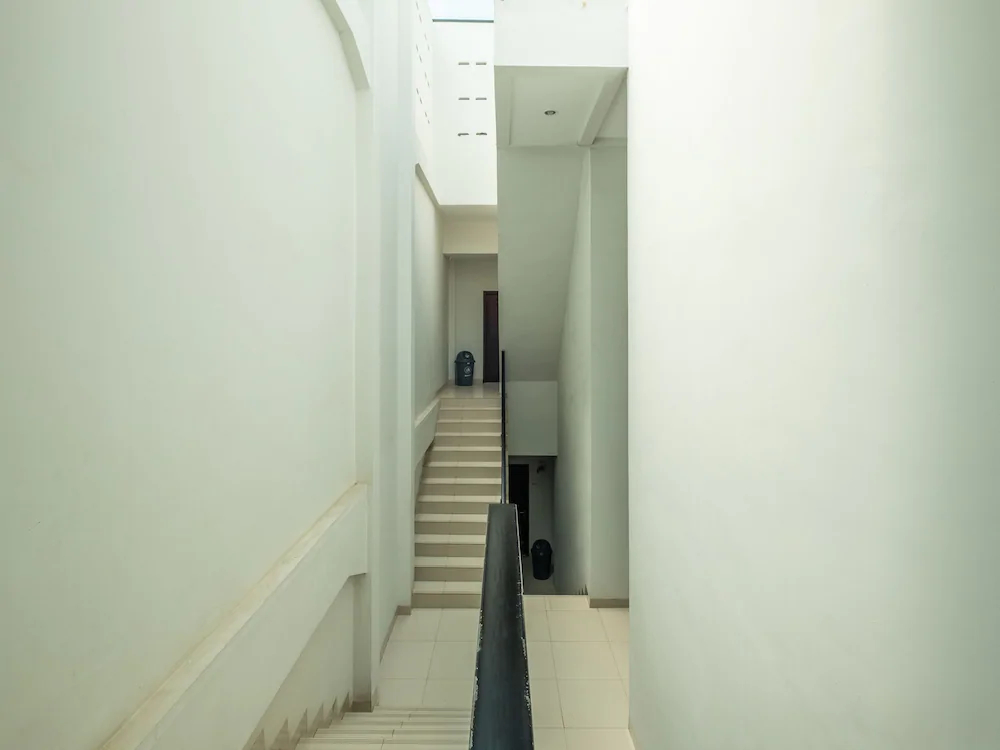 Sans Hotel Widarasari Cirebon