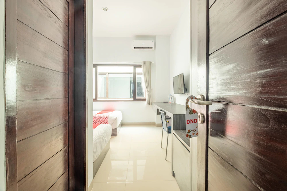 Sans Hotel Widarasari Cirebon