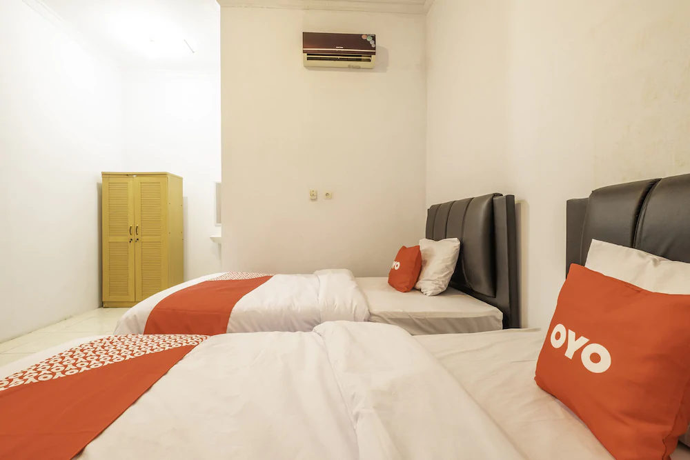 Pondok Nazwa by OYO Rooms
