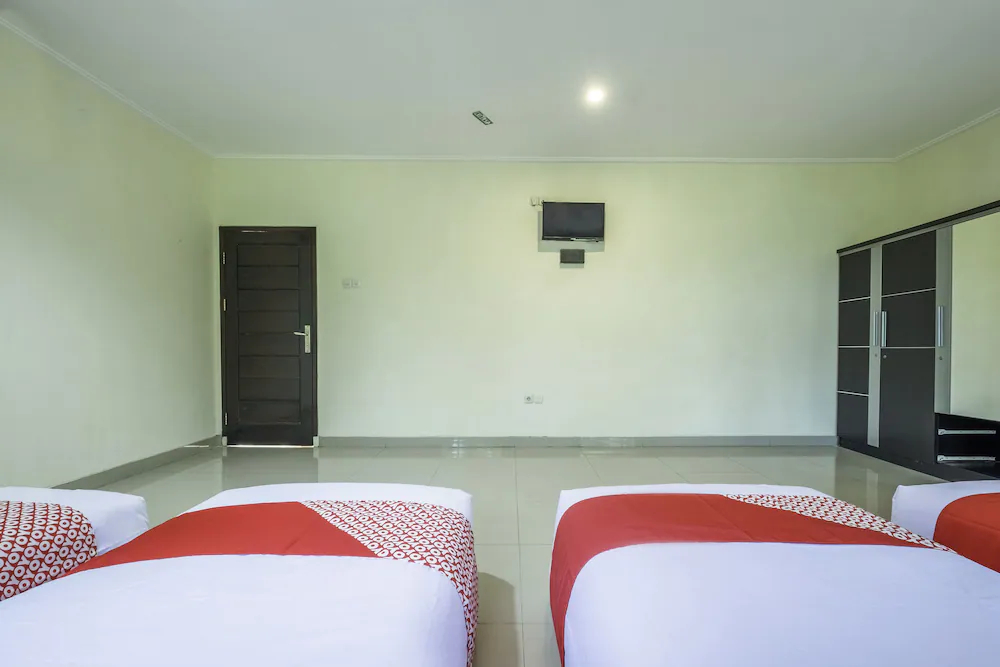 Taqwa Guest House Syariah by OYO Rooms