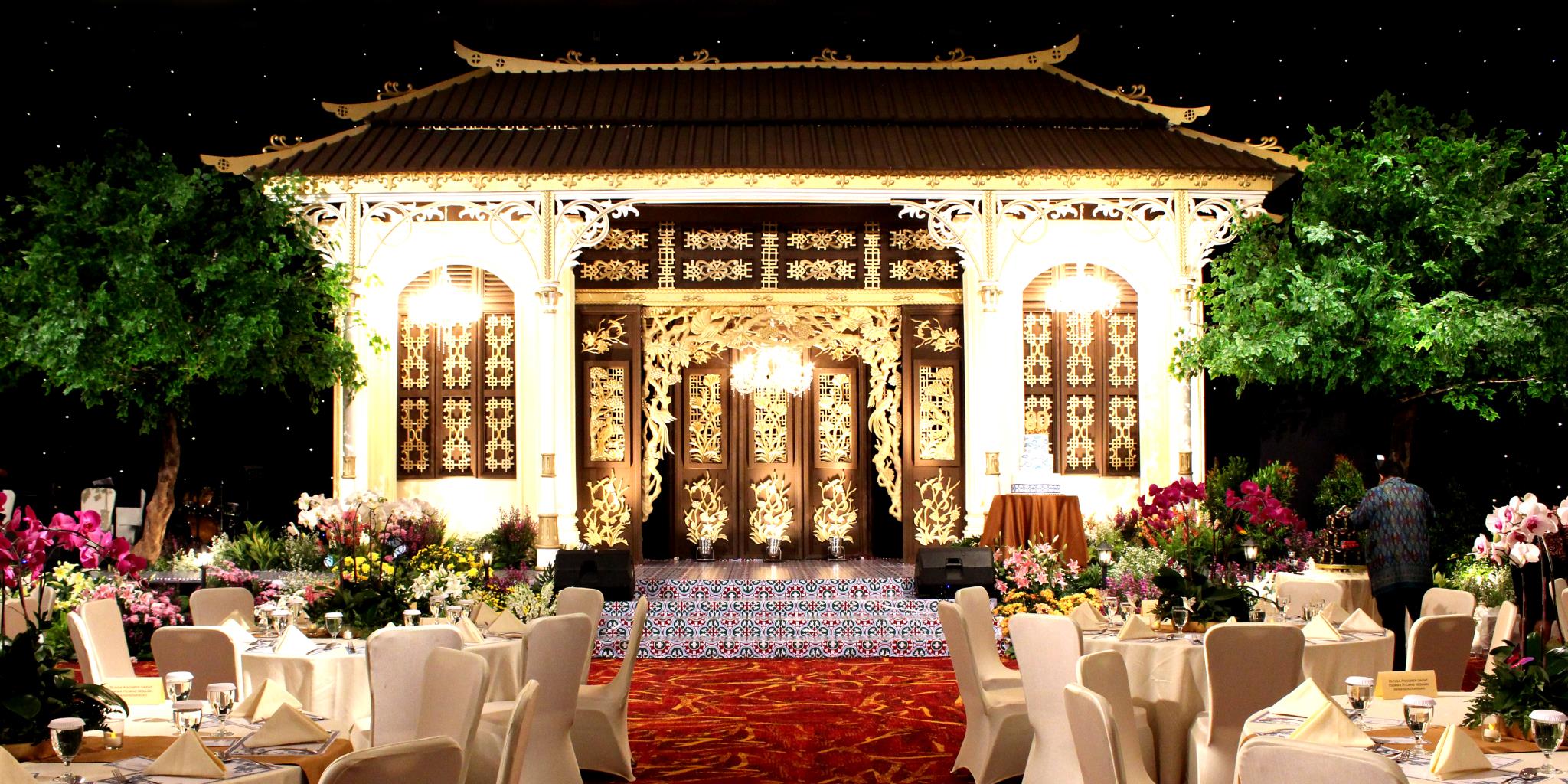 The Luxton Cirebon Hotel and Convention
