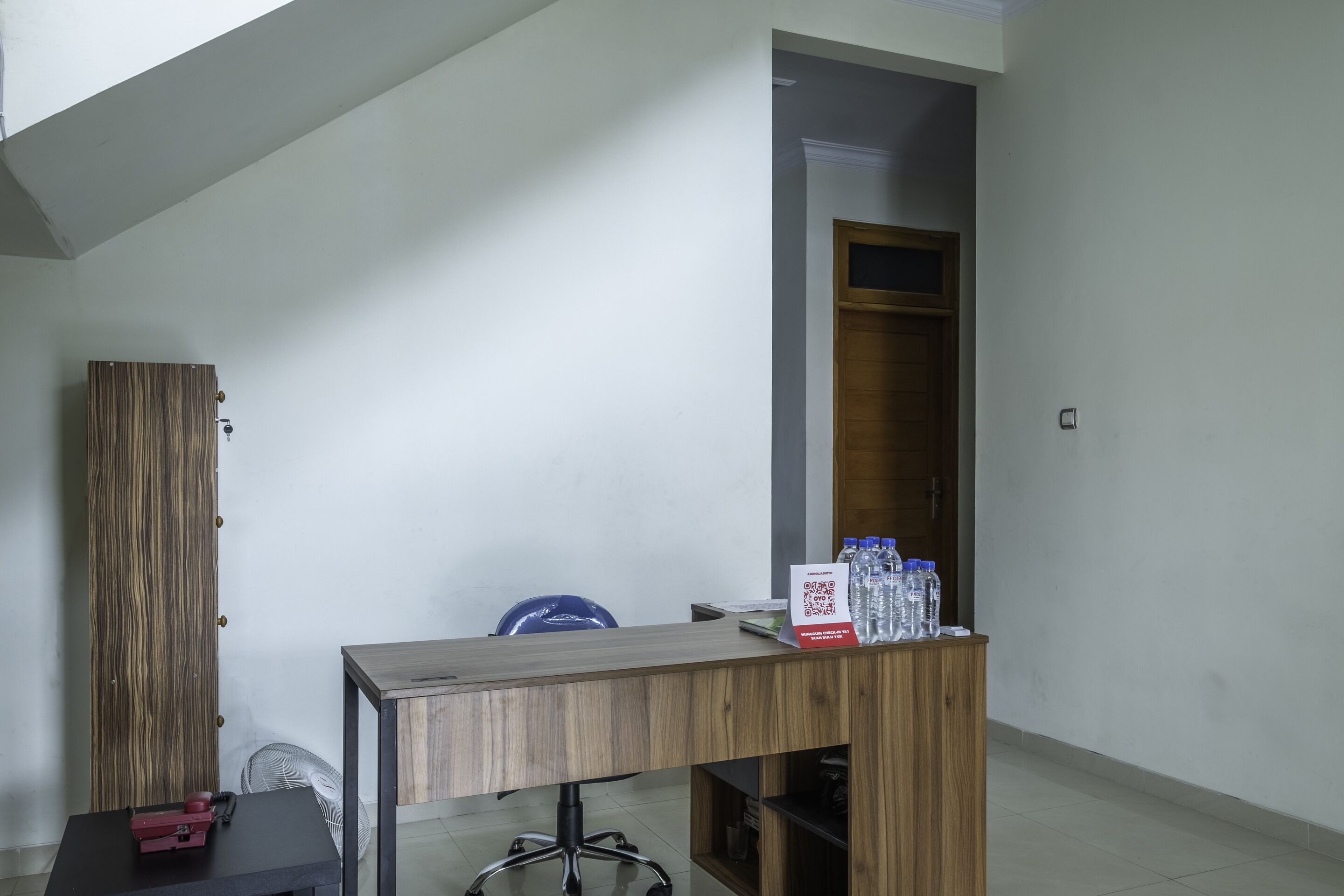 Zleepy Ks Tubun by OYO Rooms