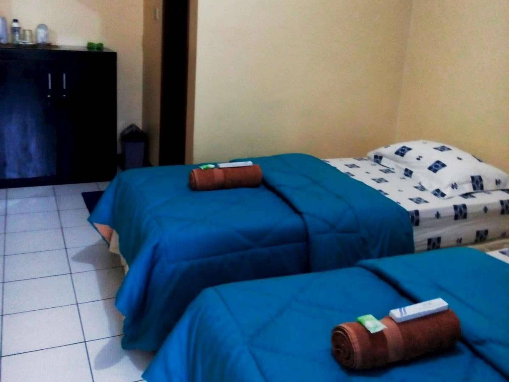 Aries Biru Hotel And Villa