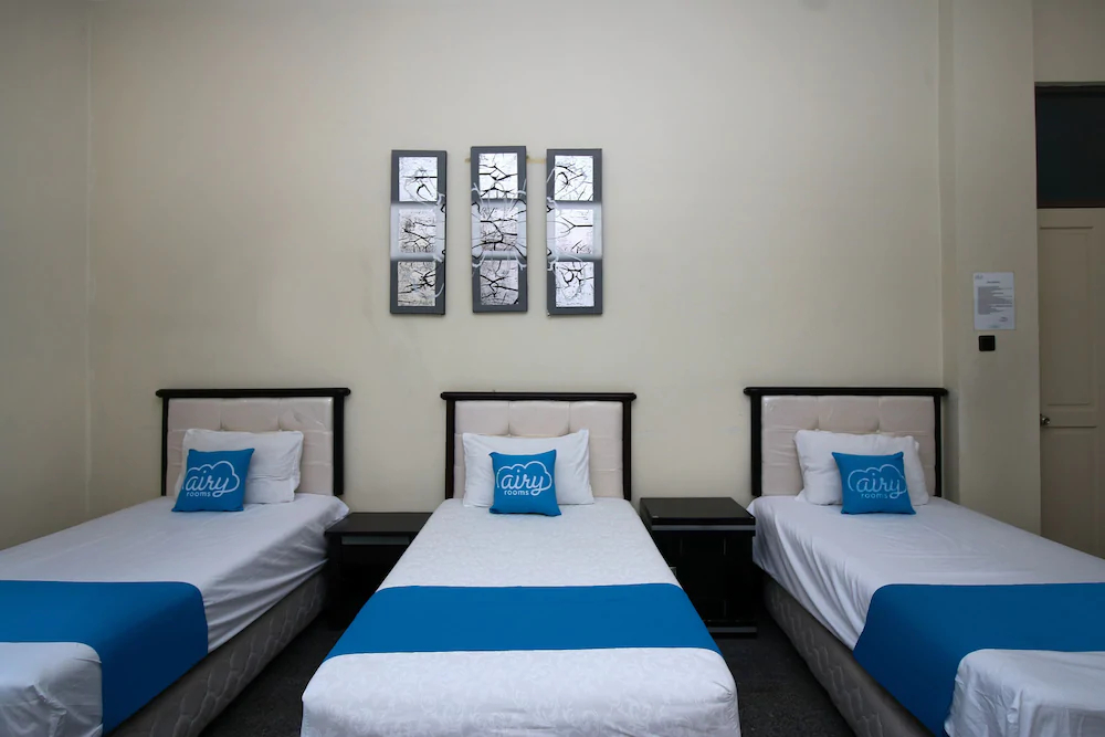 D'Bless Hotel by Airy