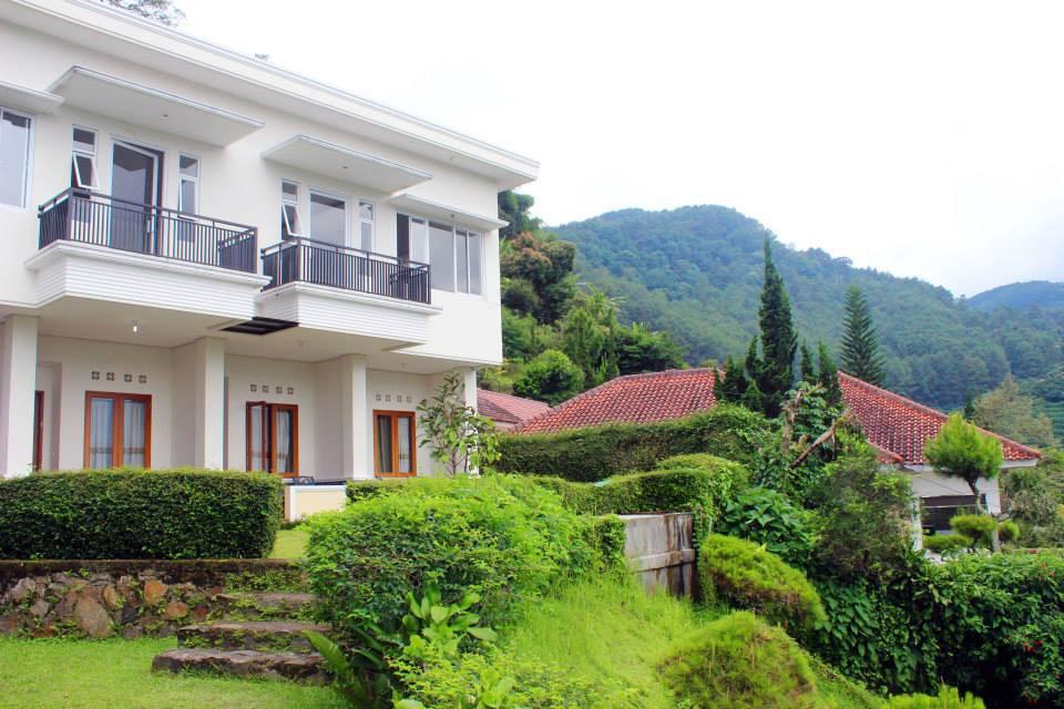 Villa Resort Puncak Khansa River View