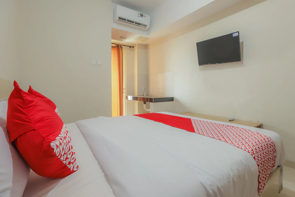 Green Lake View Cimanggis by OYO Rooms