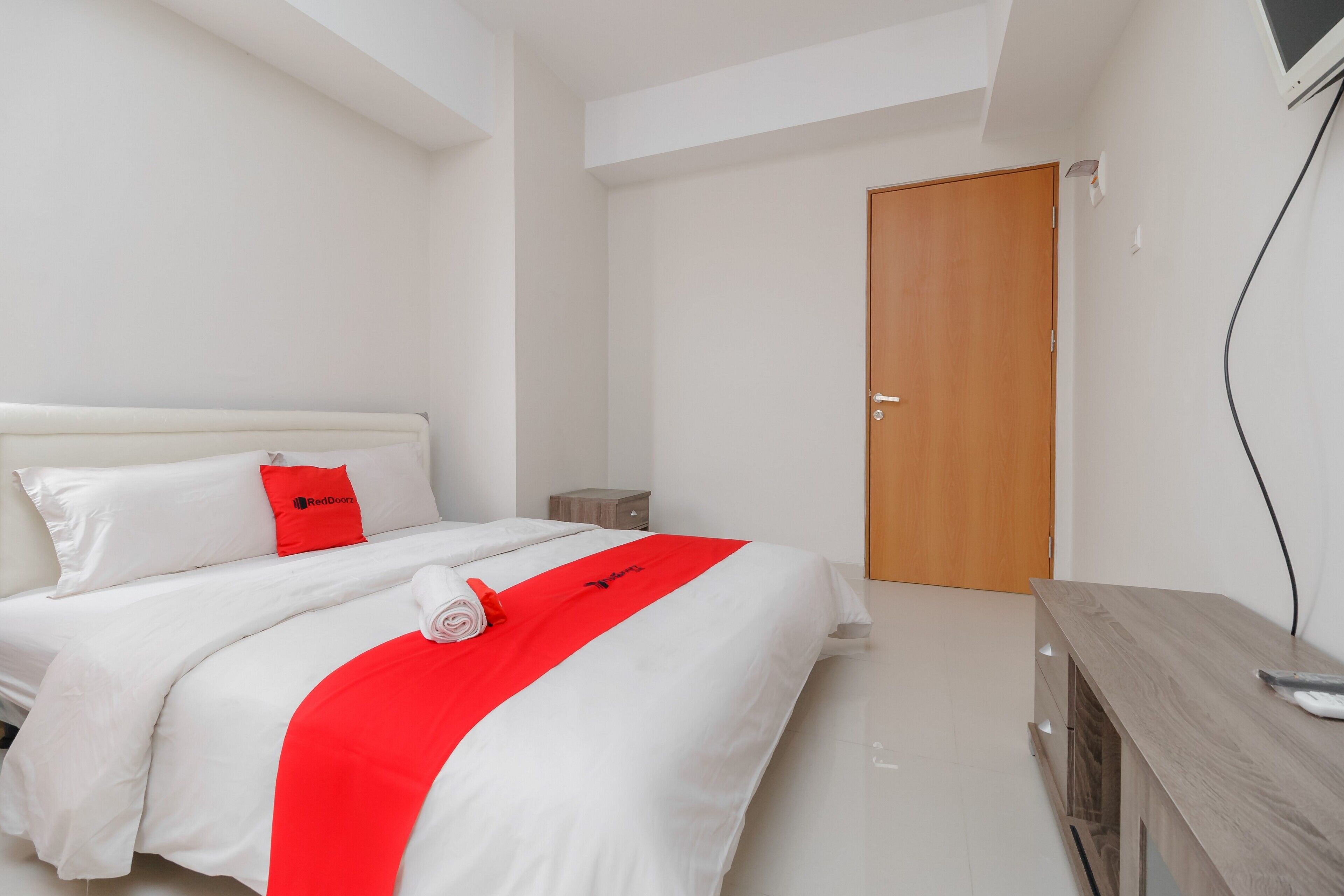 Green Lake View Cimanggis by RedDoorz