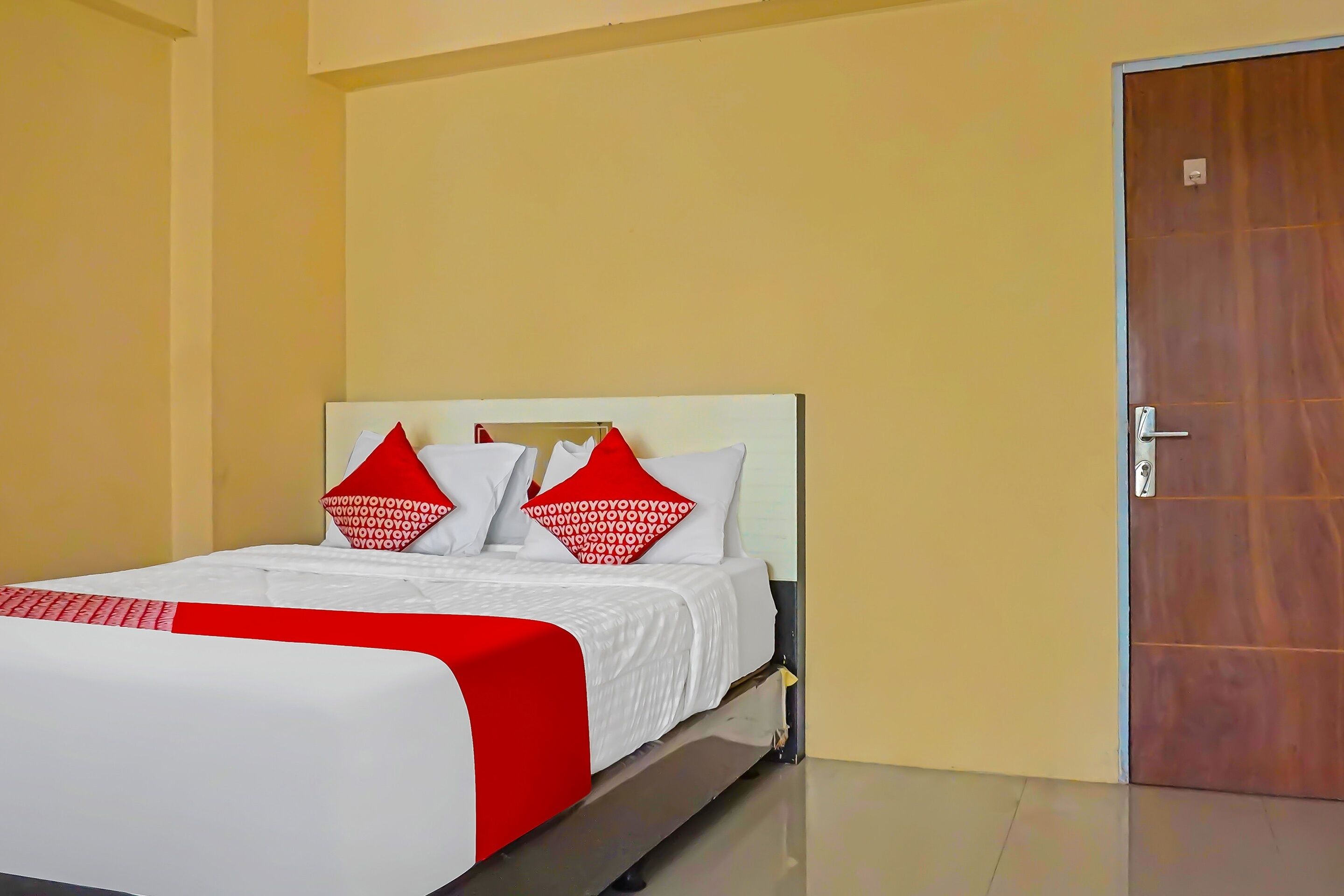 Nadjla Property Cibubur Village by OYO
