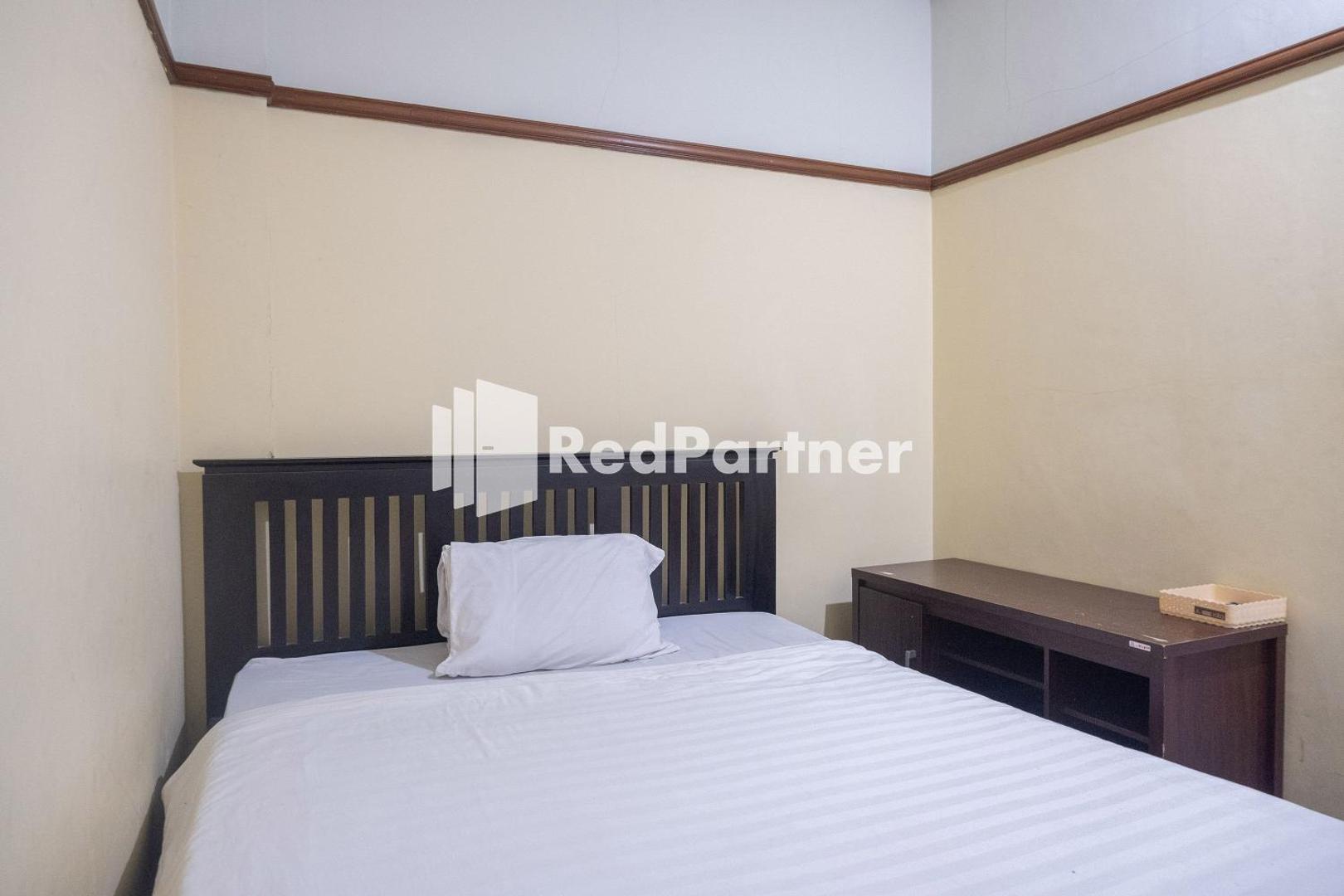 Athaya Guesthouse Syariah by OYO Rooms