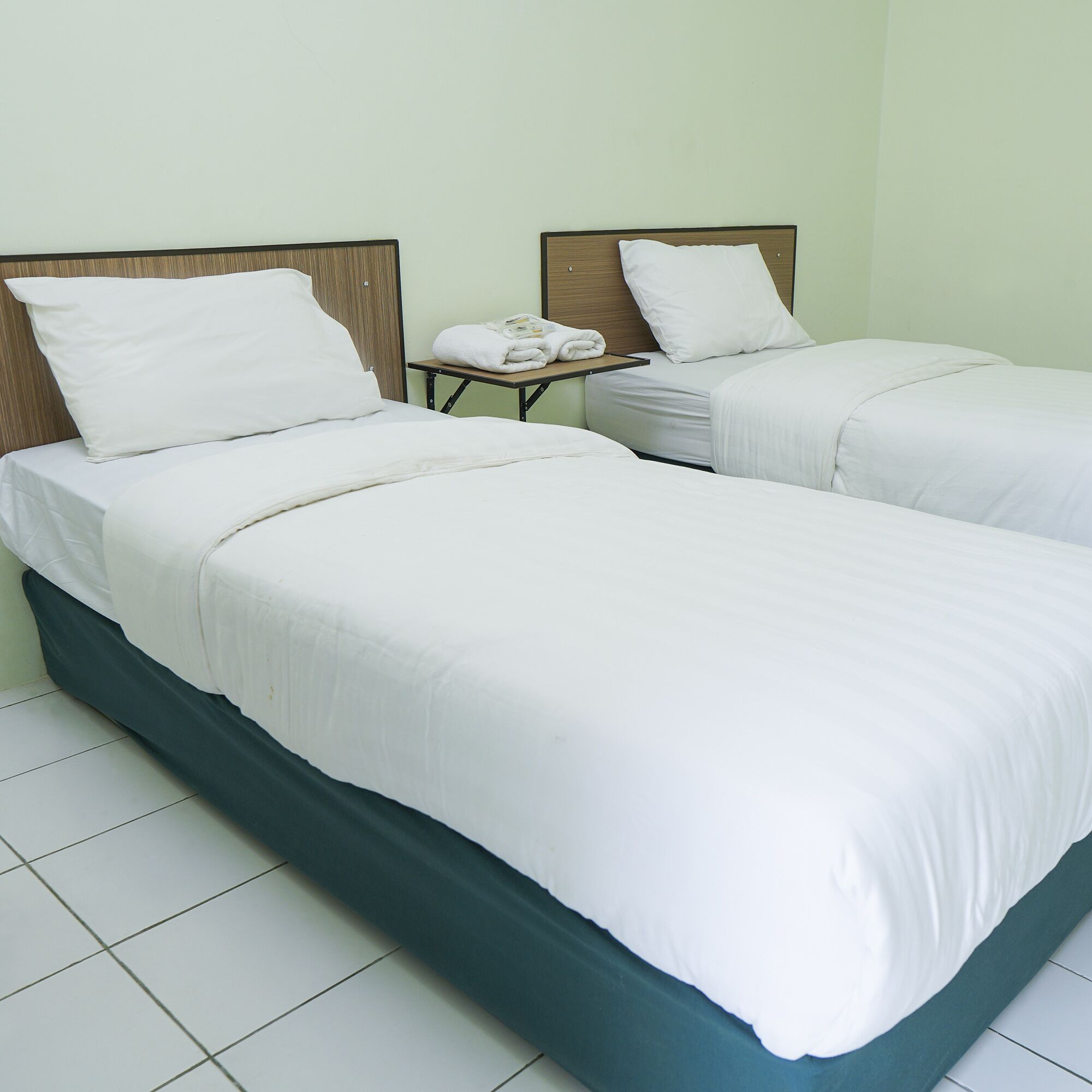 Djuragan Kamar The Basic